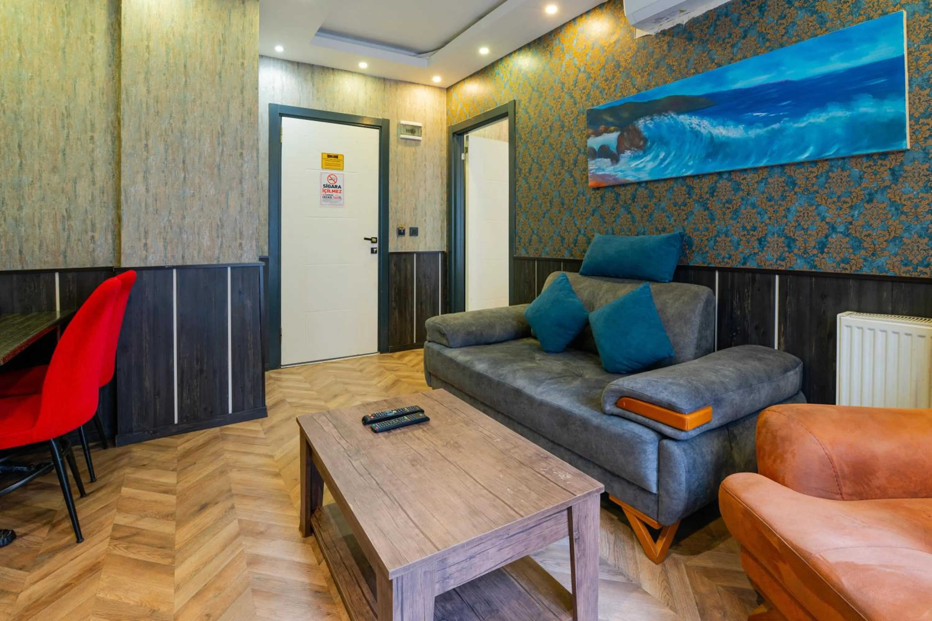 Living room in Dolce Vita Suite Hotel