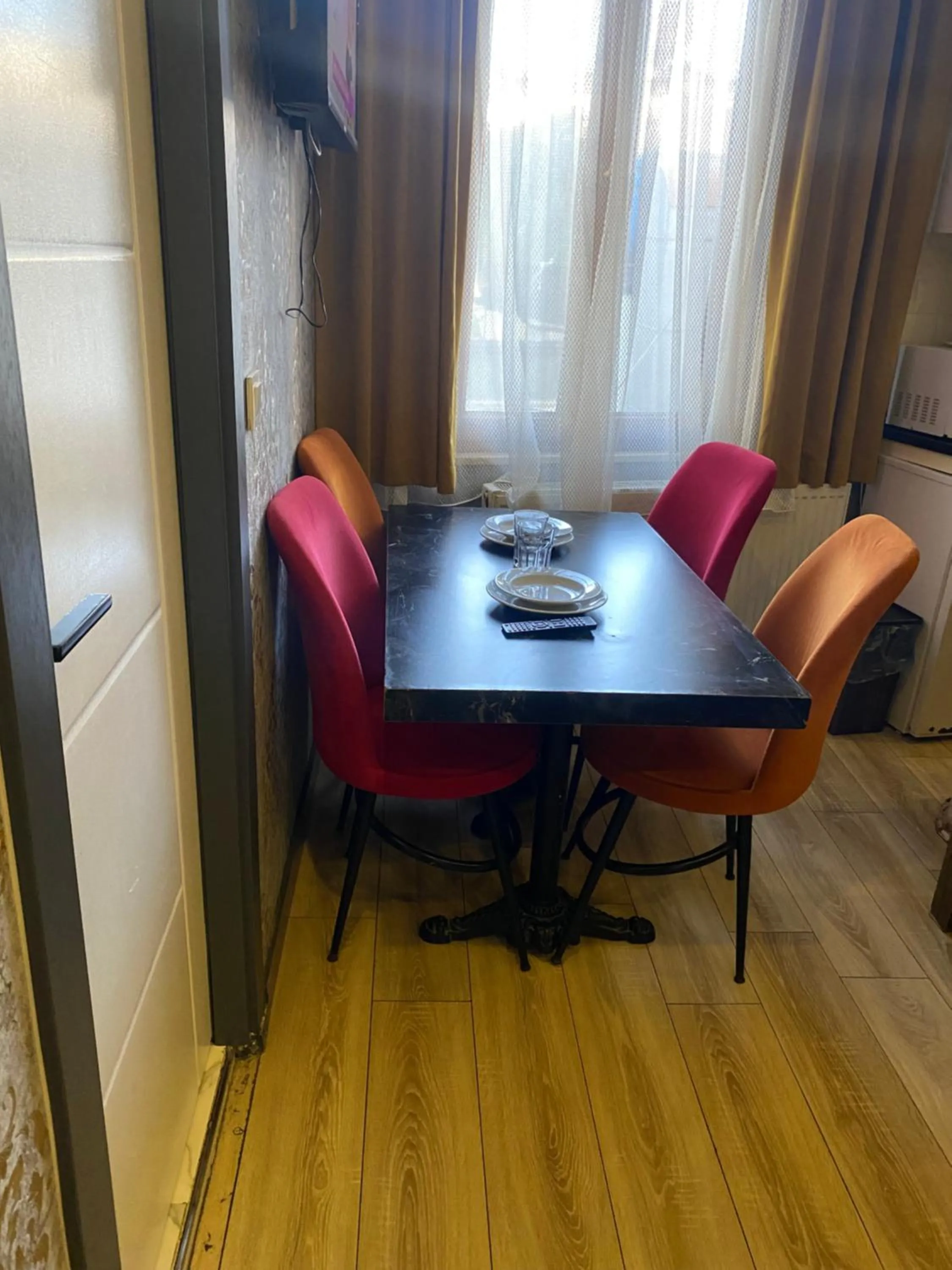 Kitchen or kitchenette in Dolce Vita Suite Hotel