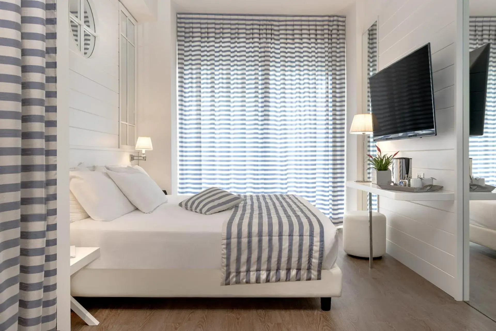 Deluxe Double Room in Hotel Panorama Deluxe Double Room in Hotel Panorama