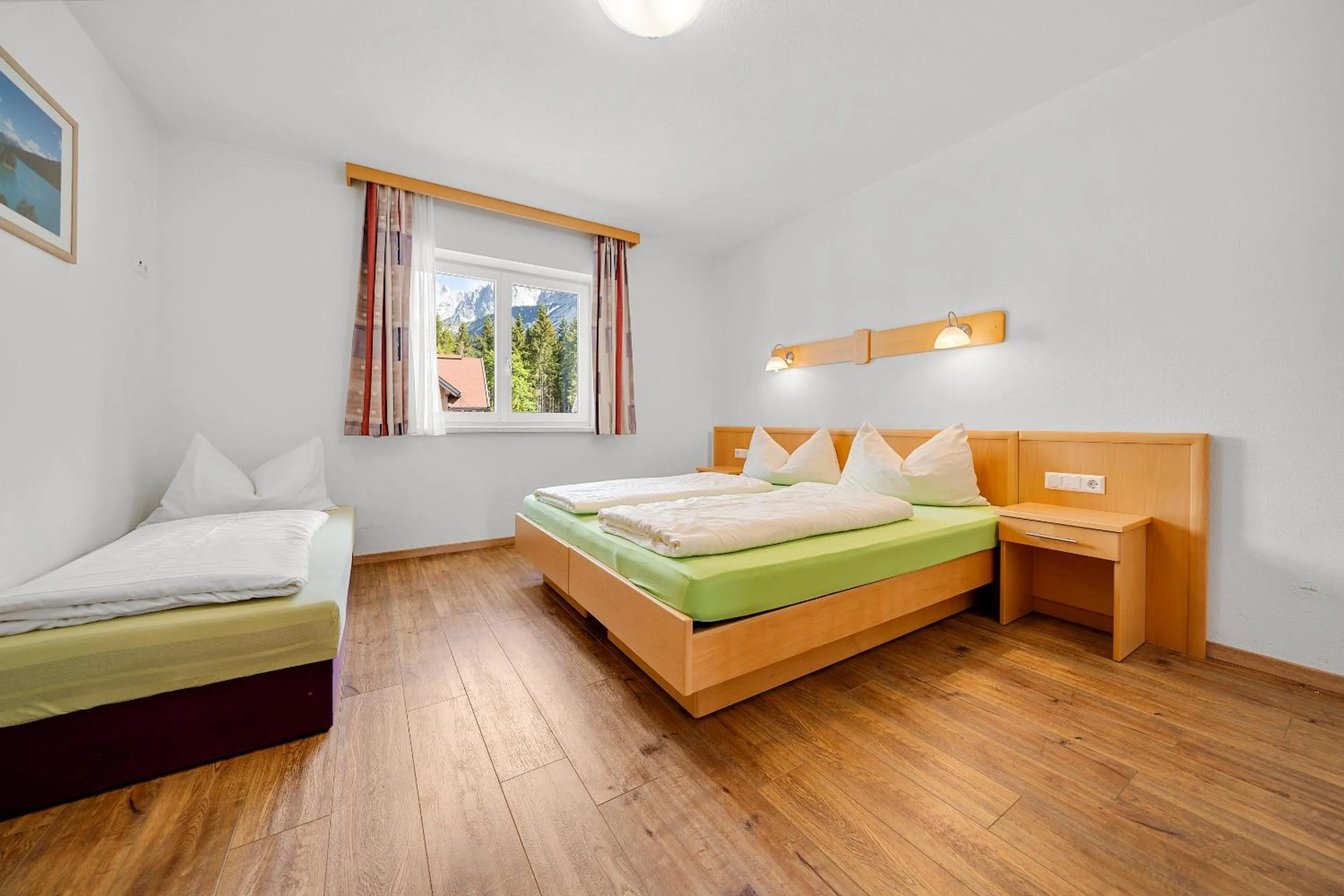 Photo of the whole room, Bed in Aparthotel Sunrise