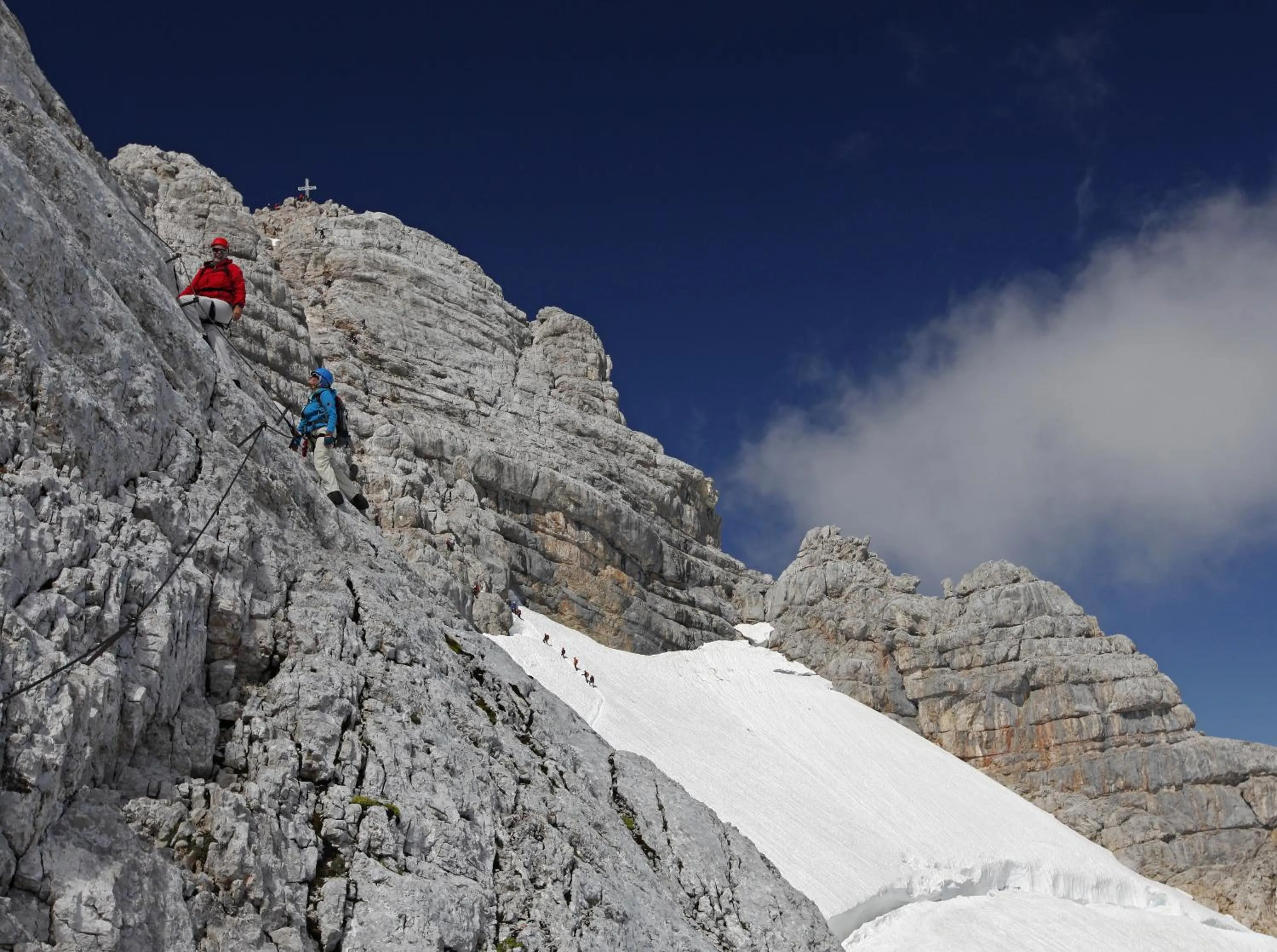 Area and facilities in Aparthotel Sunrise