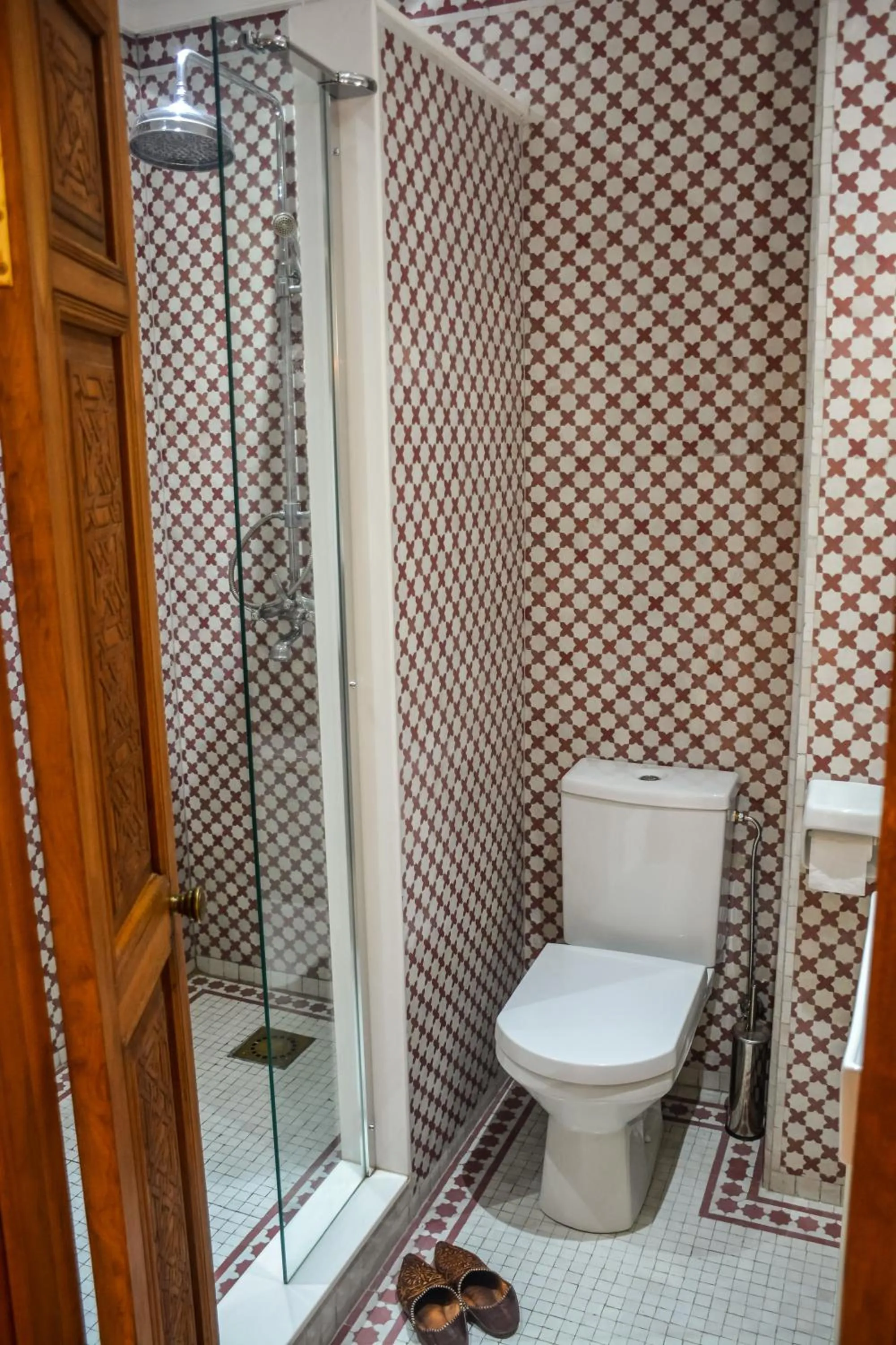 Shower in Appartement moderne moroccan/African décoration