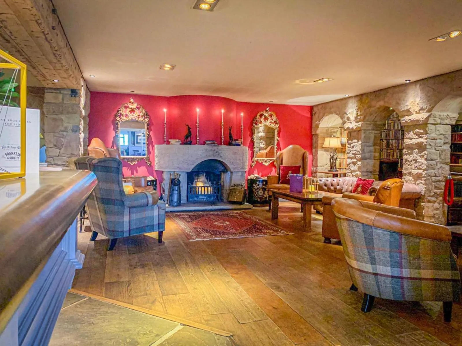 Restaurant/places to eat in Peak Edge Hotel