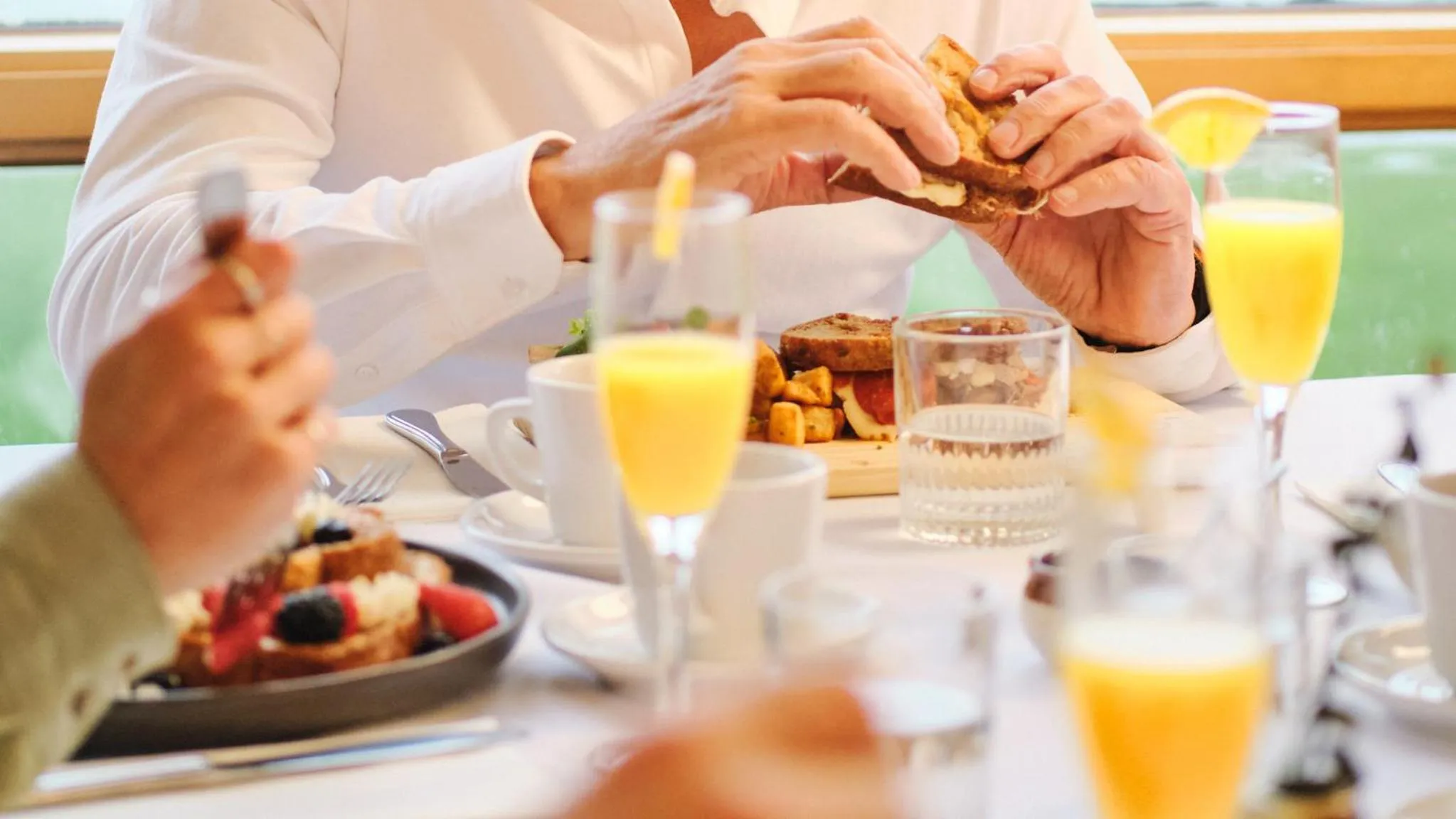 Lunch in BATTURES Hotel Fjord Saguenay