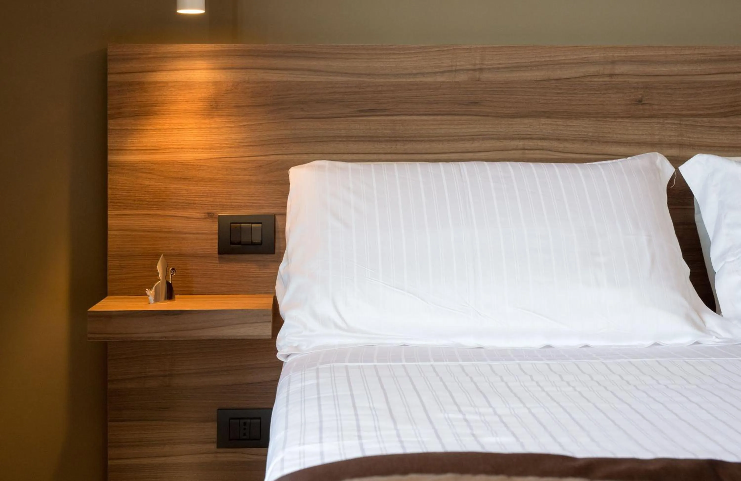 Bed in 7th Floor Suite