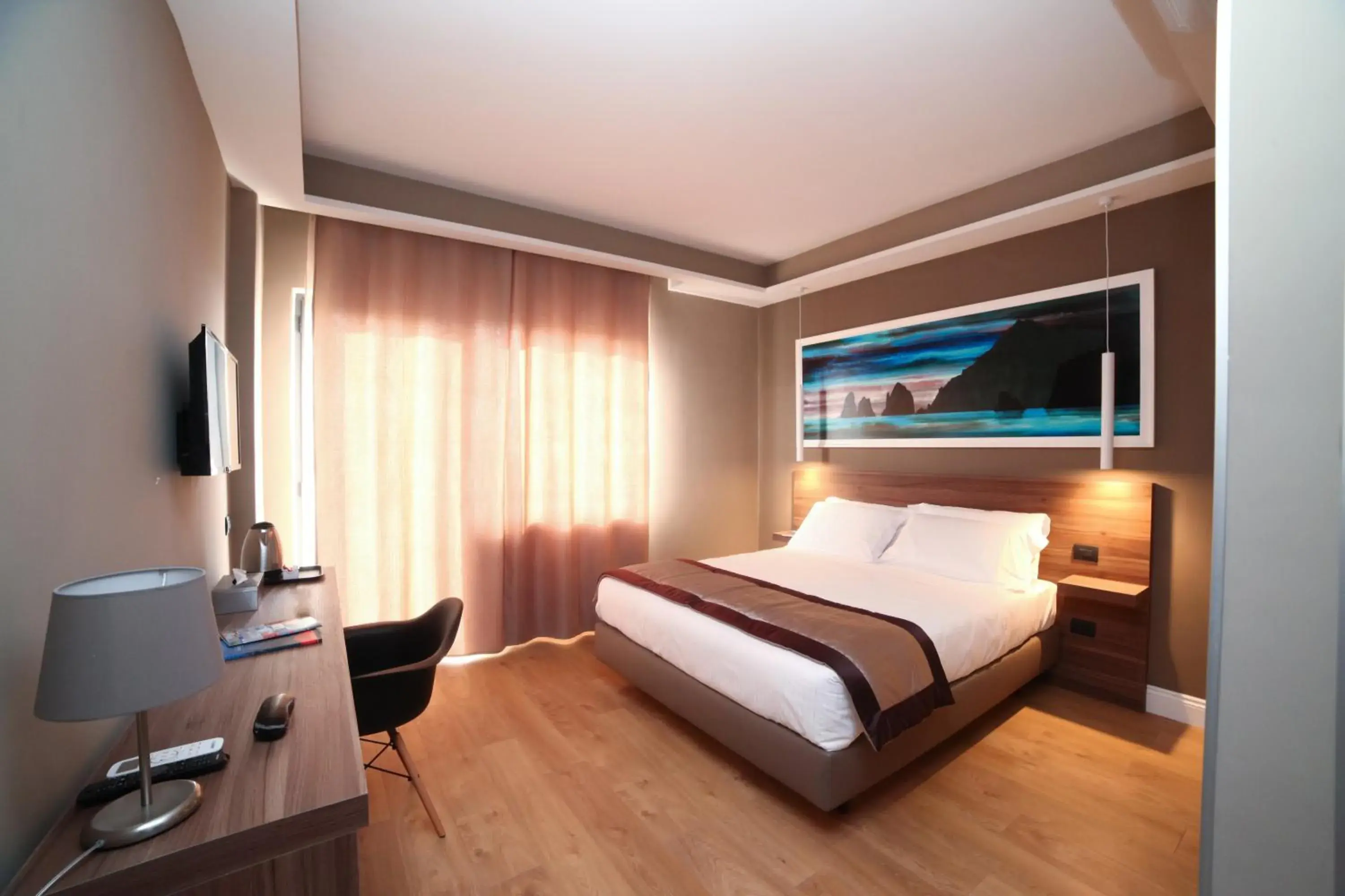 Superior King Room in 7th Floor Suite Superior King Room in 7th Floor Suite