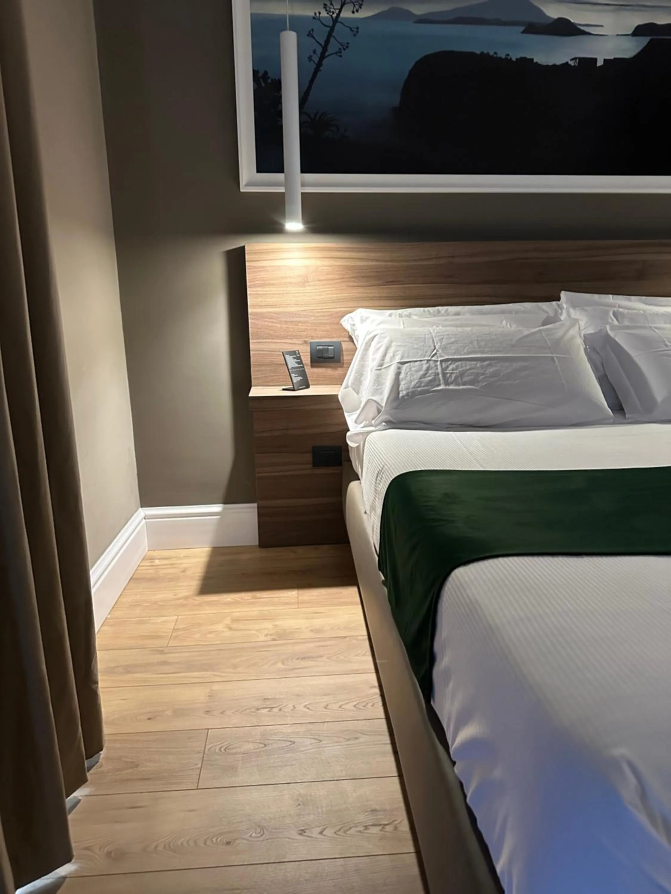 Bed in 7th Floor Suite