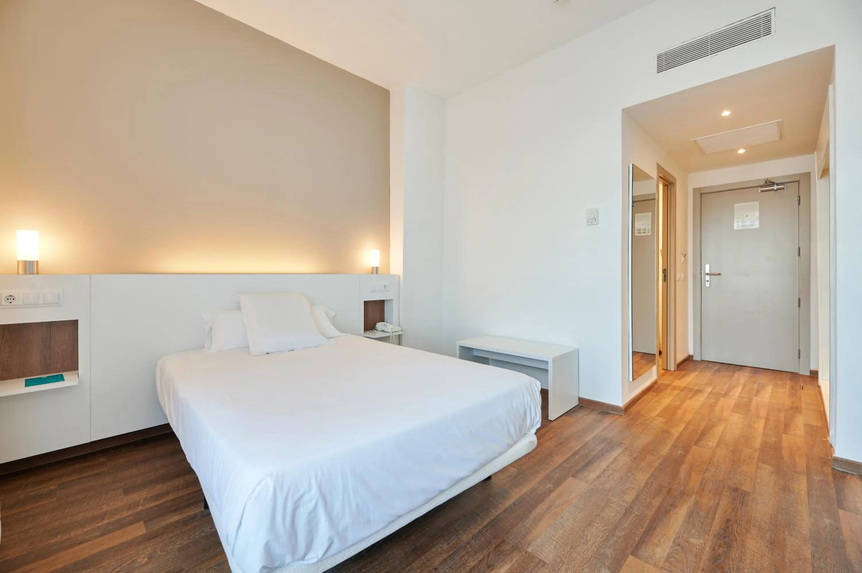 Single Room in Alua Calas de Mallorca Resort