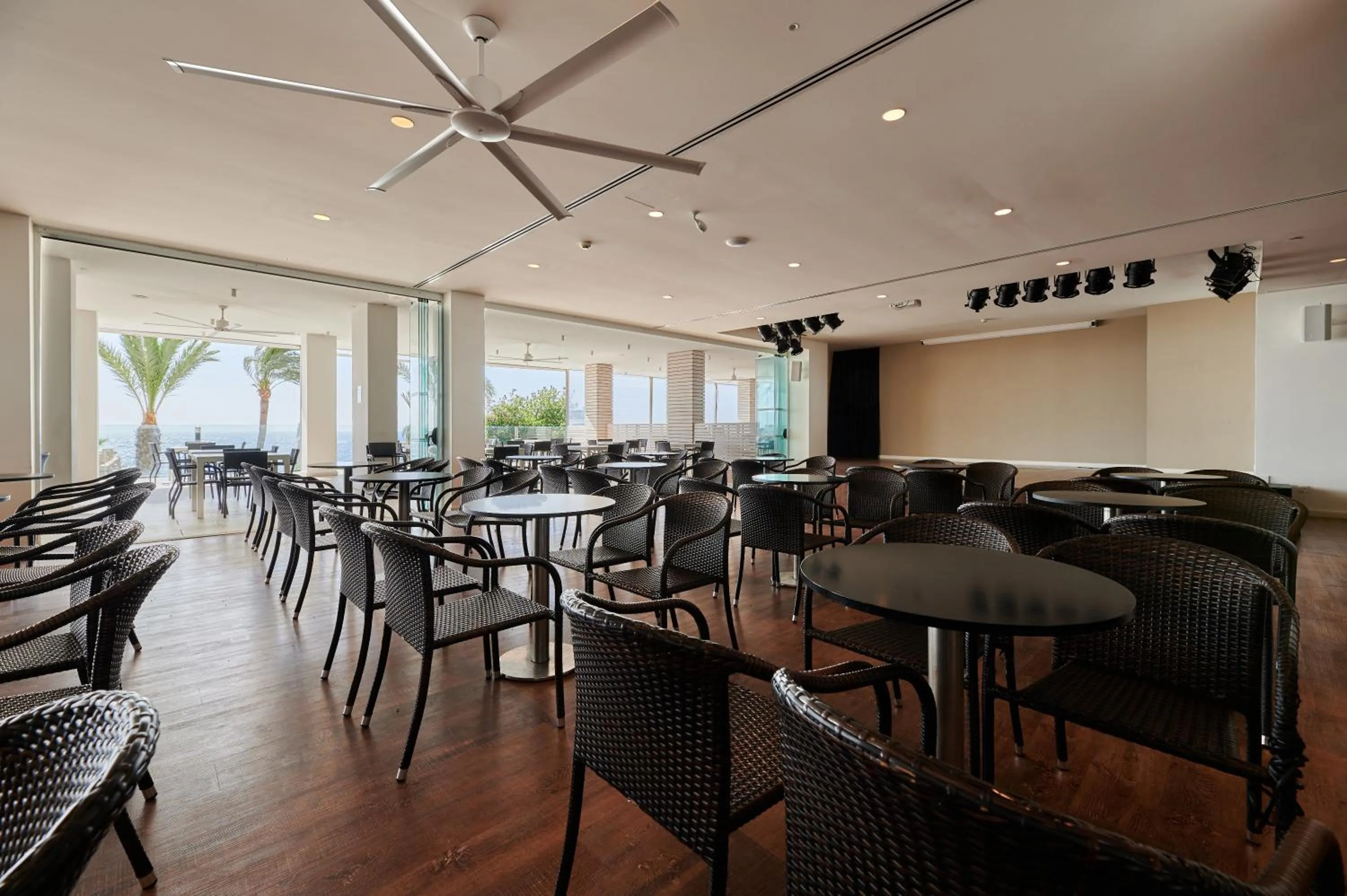 Restaurant/places to eat in Alua Calas de Mallorca Resort