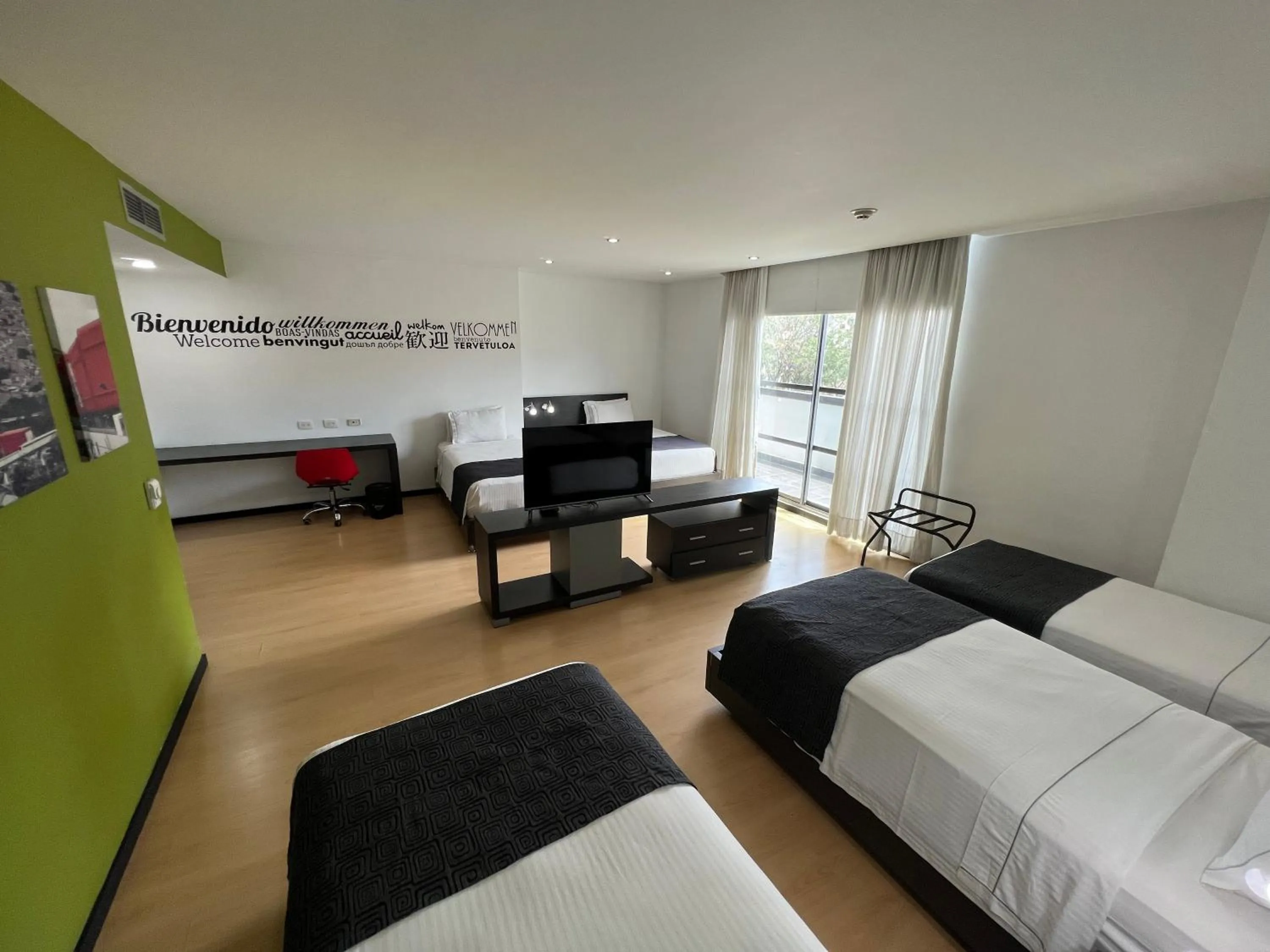 Bedroom, Bed in Tequendama Hotel Medellín - Estadio