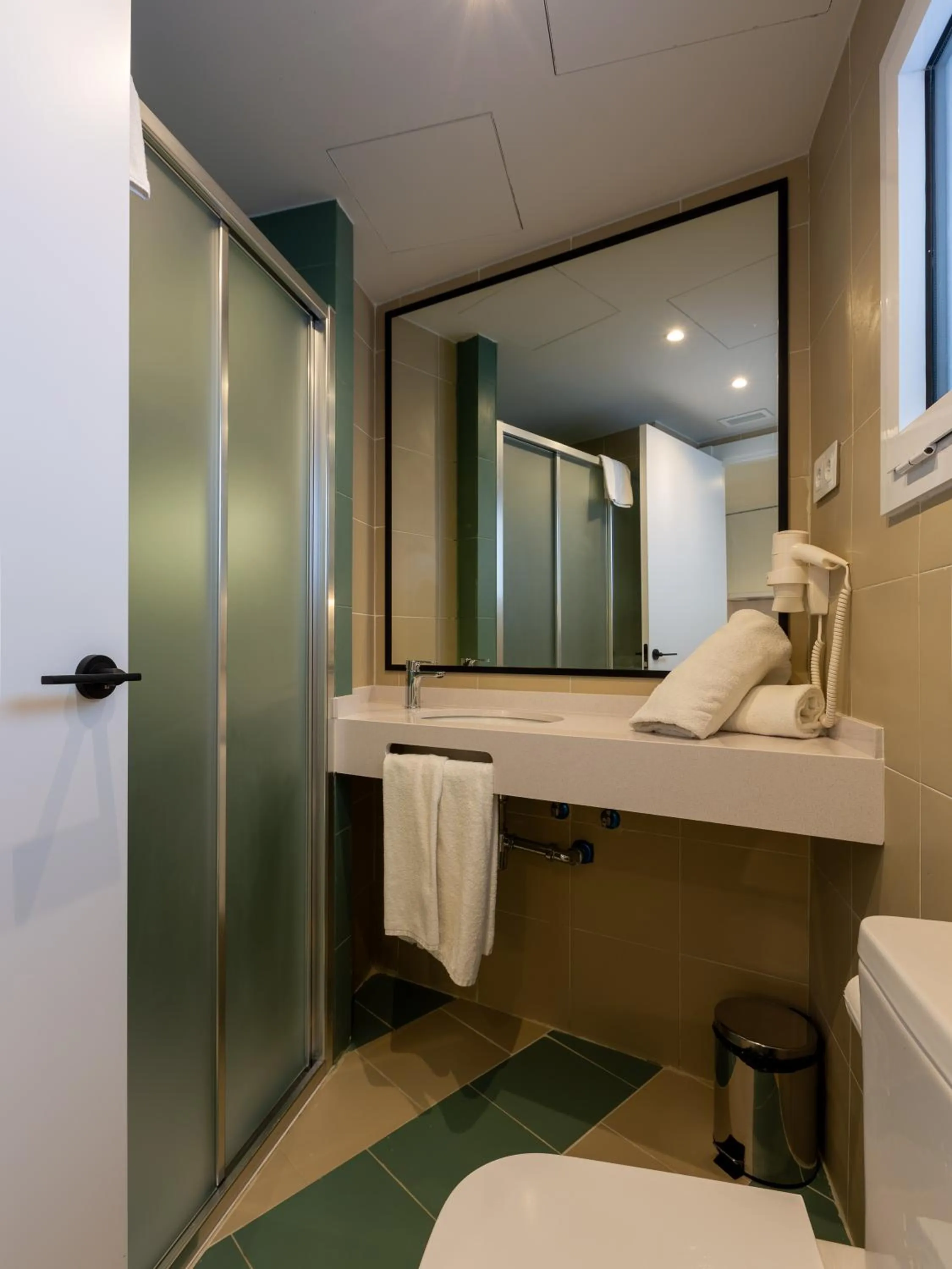 Bathroom in Apartamentos Sunway Atlanta