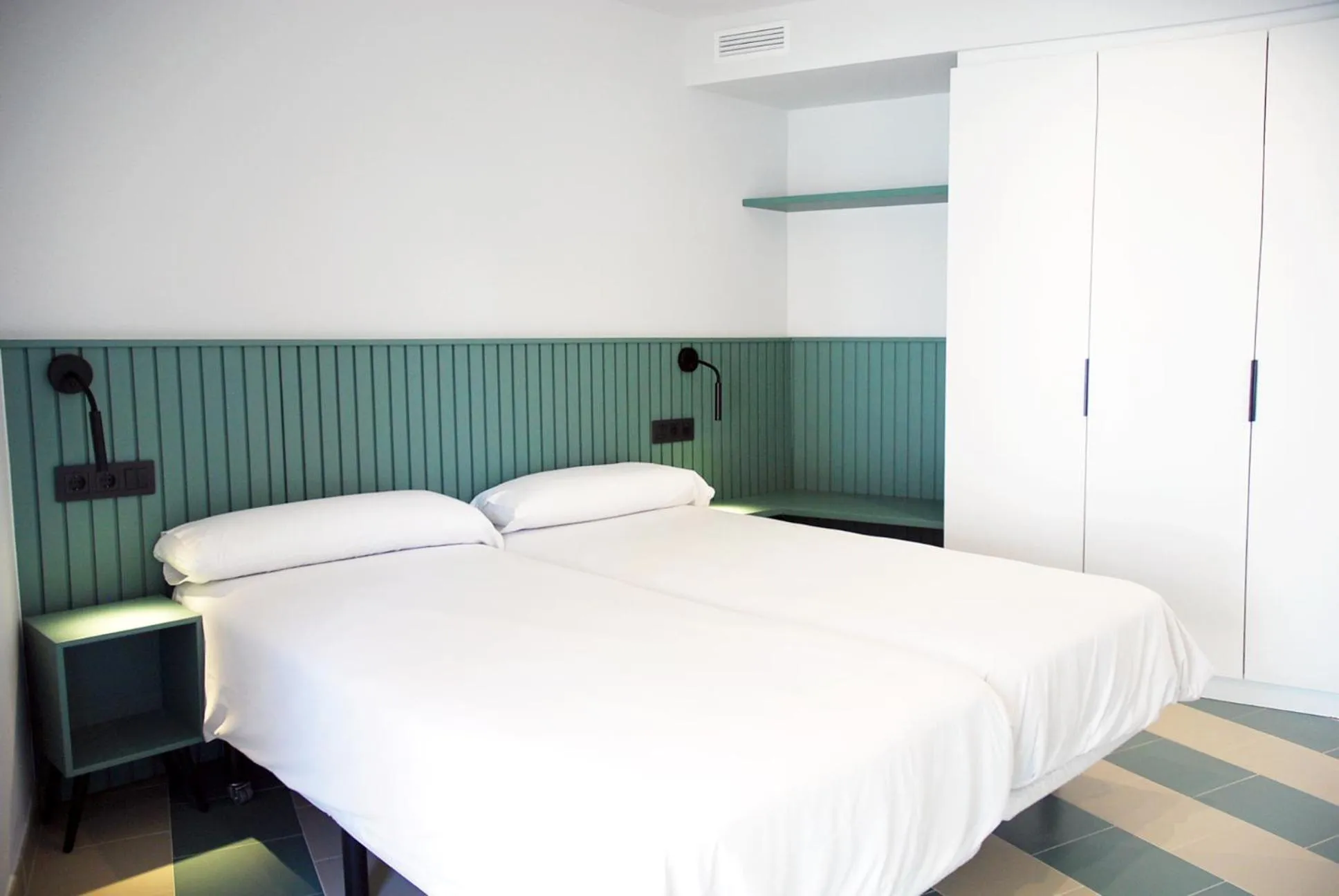 Bed in Apartamentos Sunway Atlanta