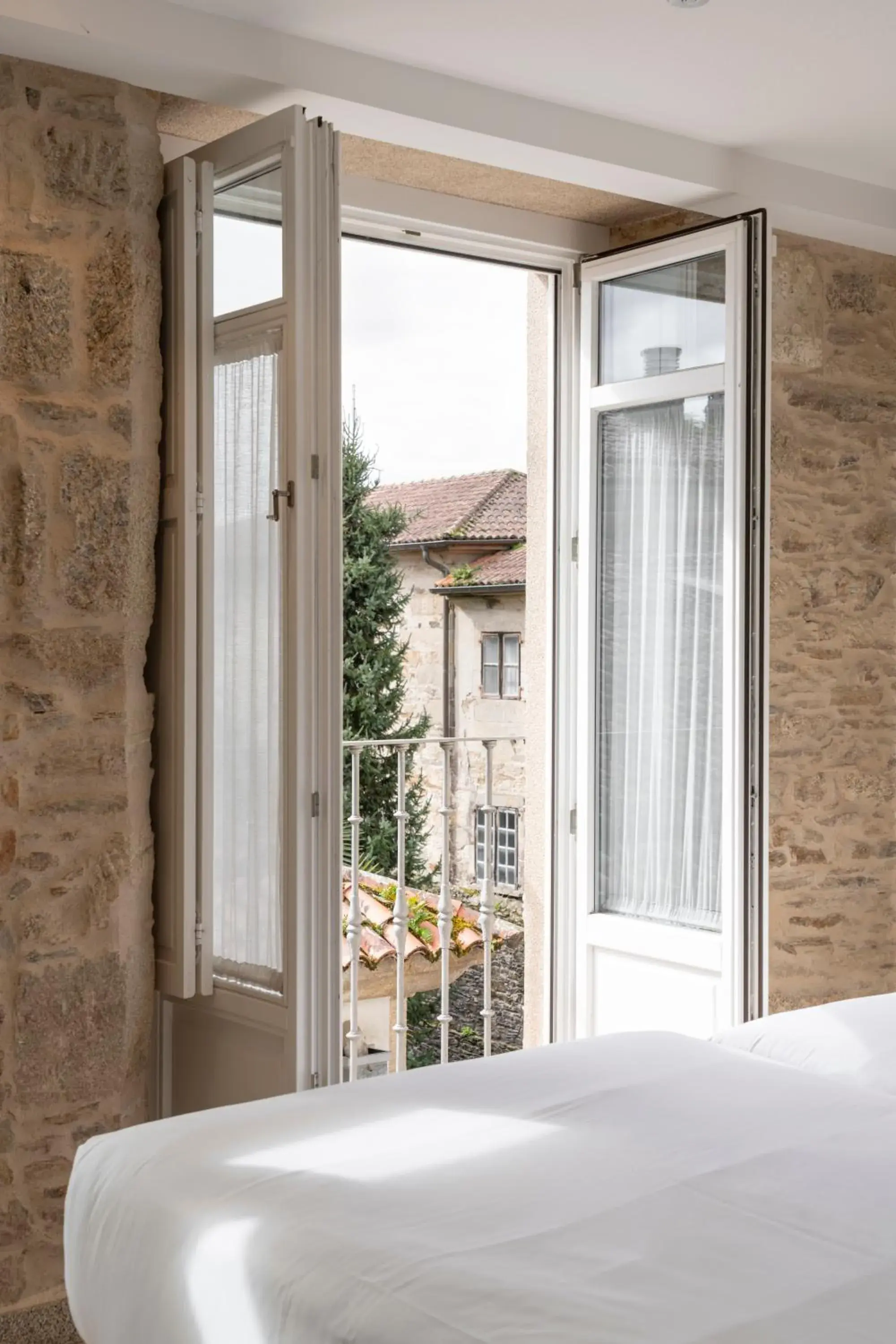 Deluxe Double Room in Hotel Praza Quintana Deluxe Double Room in Hotel Praza Quintana