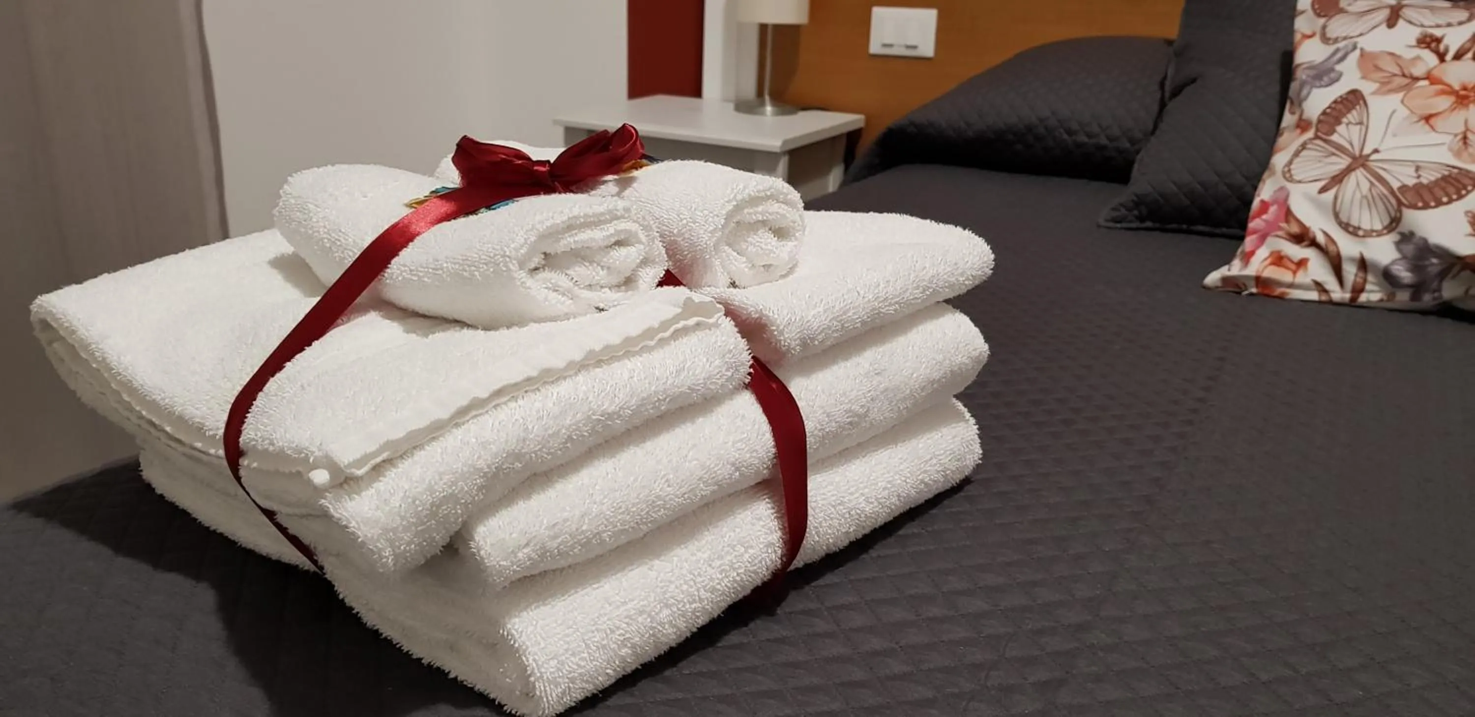 Decorative detail, Bed in Aziz b&b