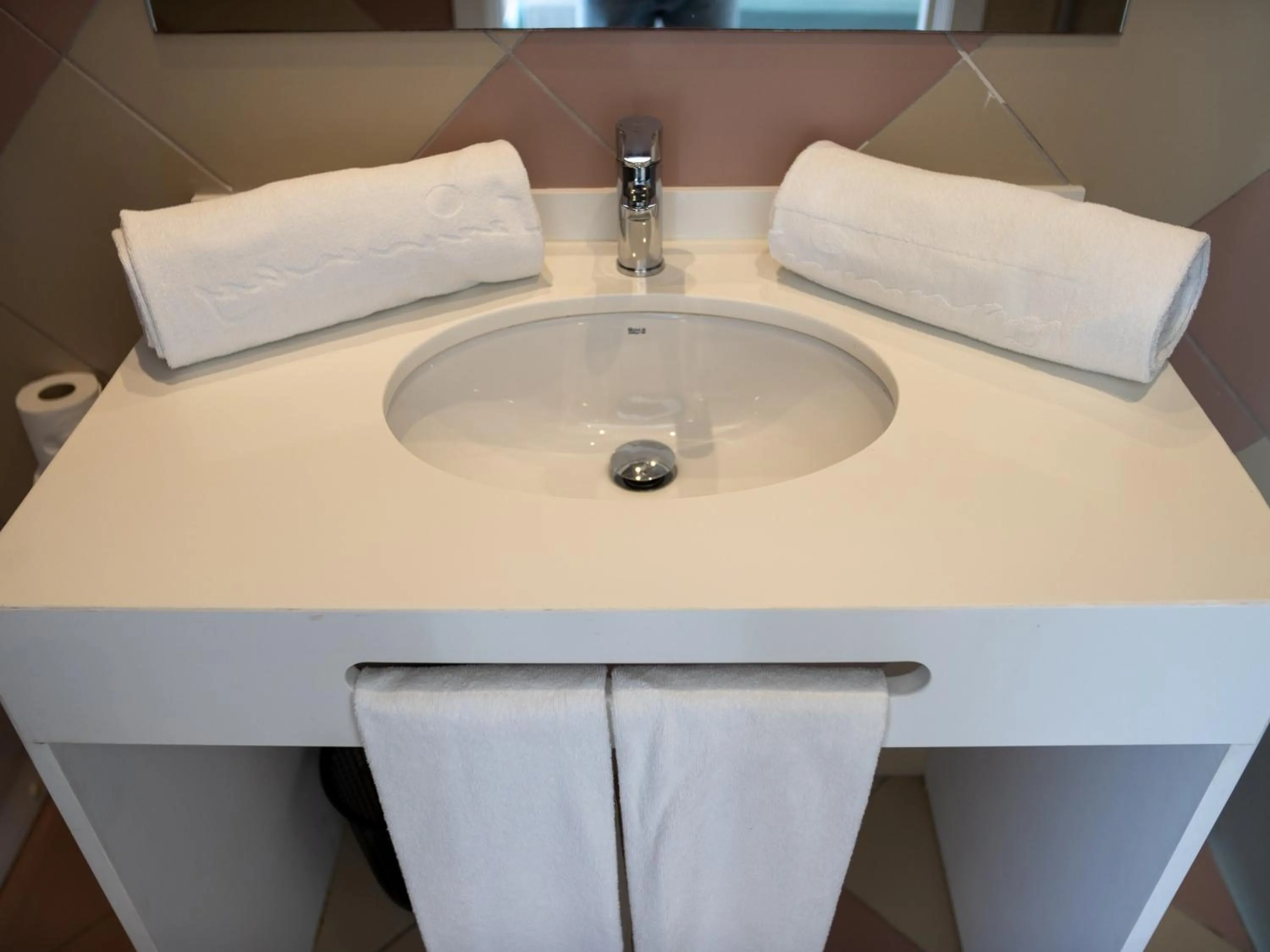 Bathroom in Apartamentos Sunway Apollo