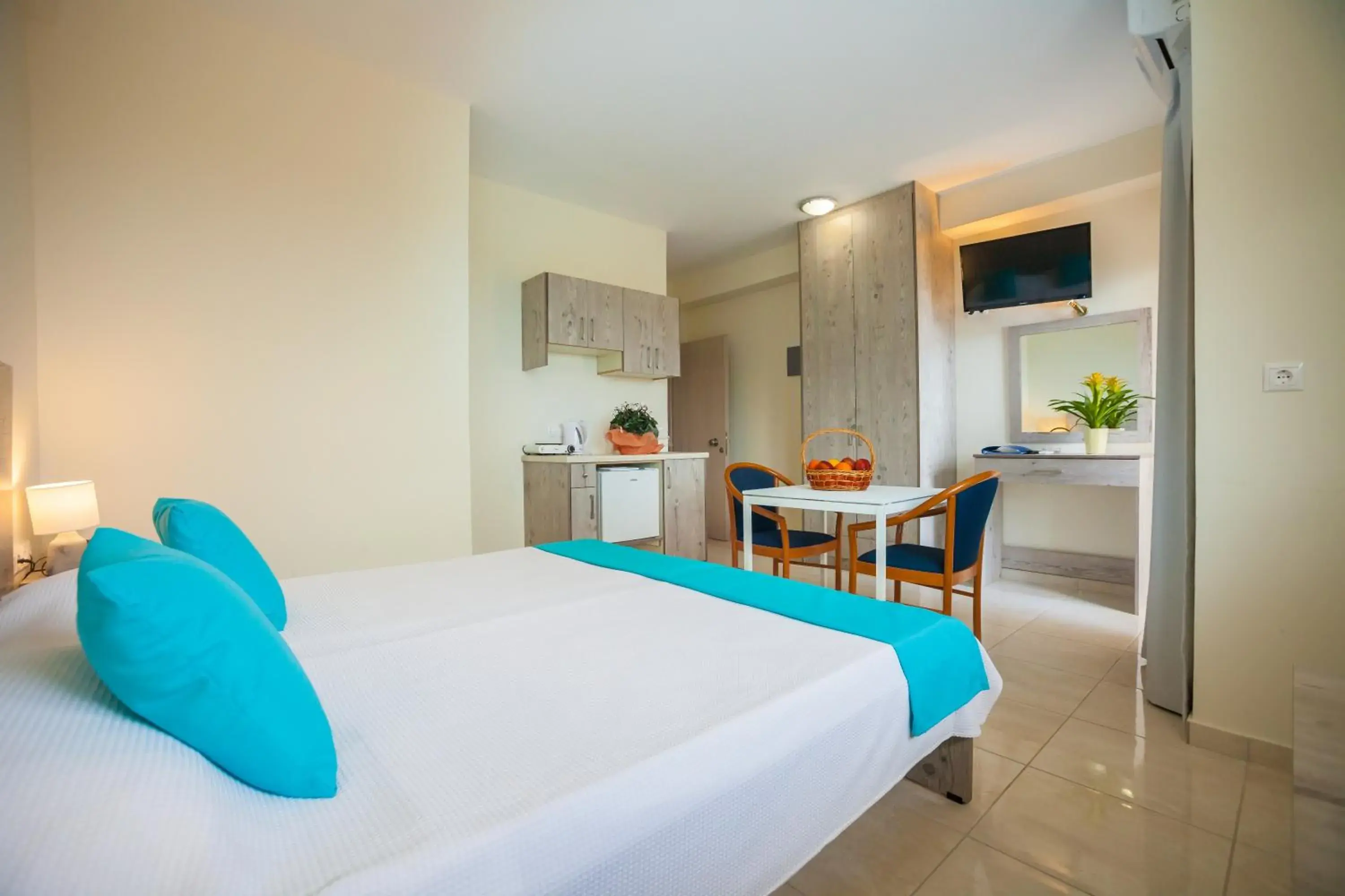 Standard Double Room in Elounda Residence Resort & Waterpark Standard Double Room in Elounda Residence Resort & Waterpark