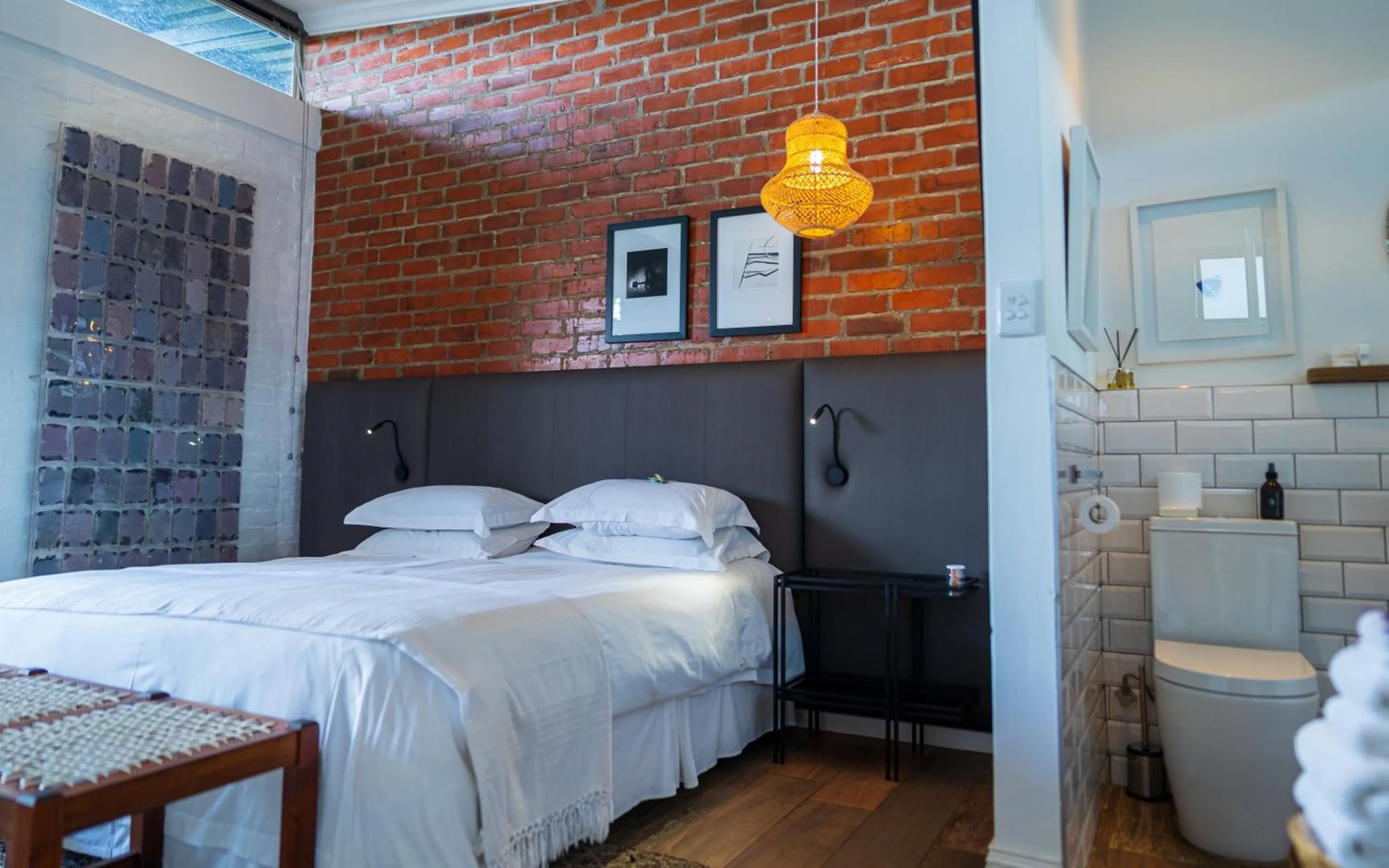 Photo of the whole room, Bed in Liedjiesbos Urban Olive Farm