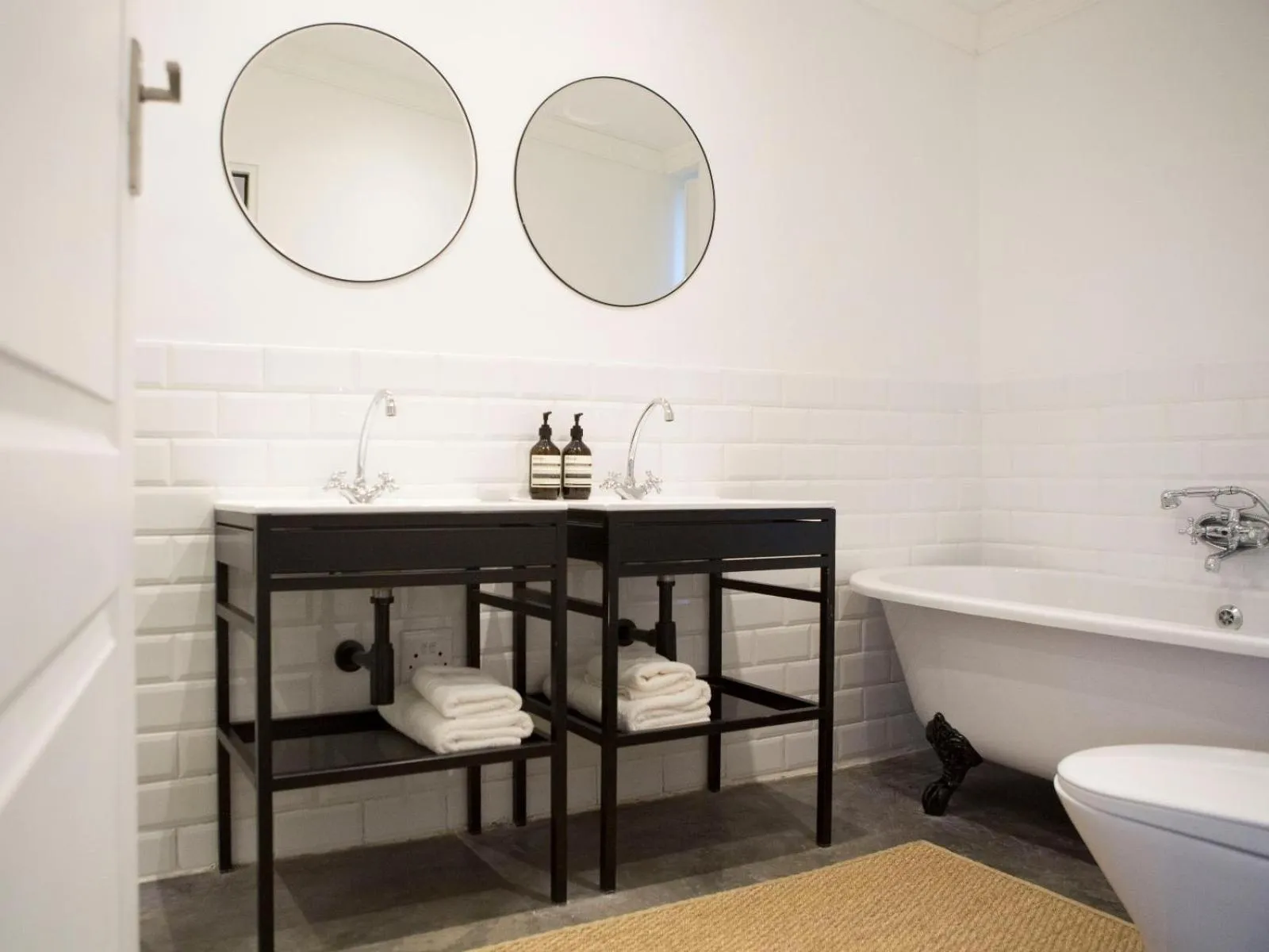 Liedjiesbos Urban Olive Farm