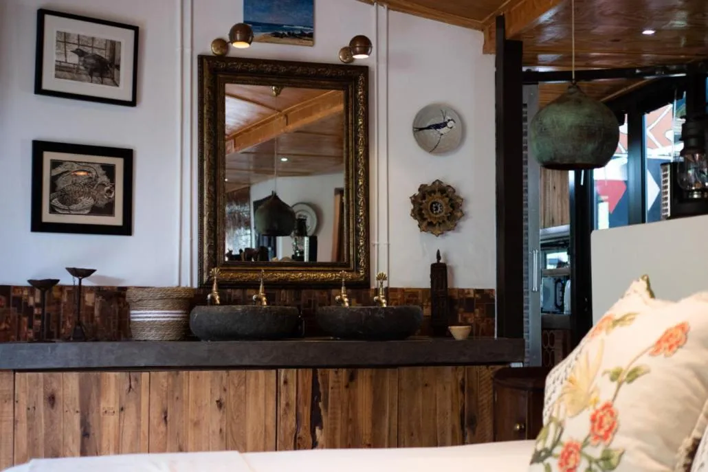 Liedjiesbos Urban Olive Farm