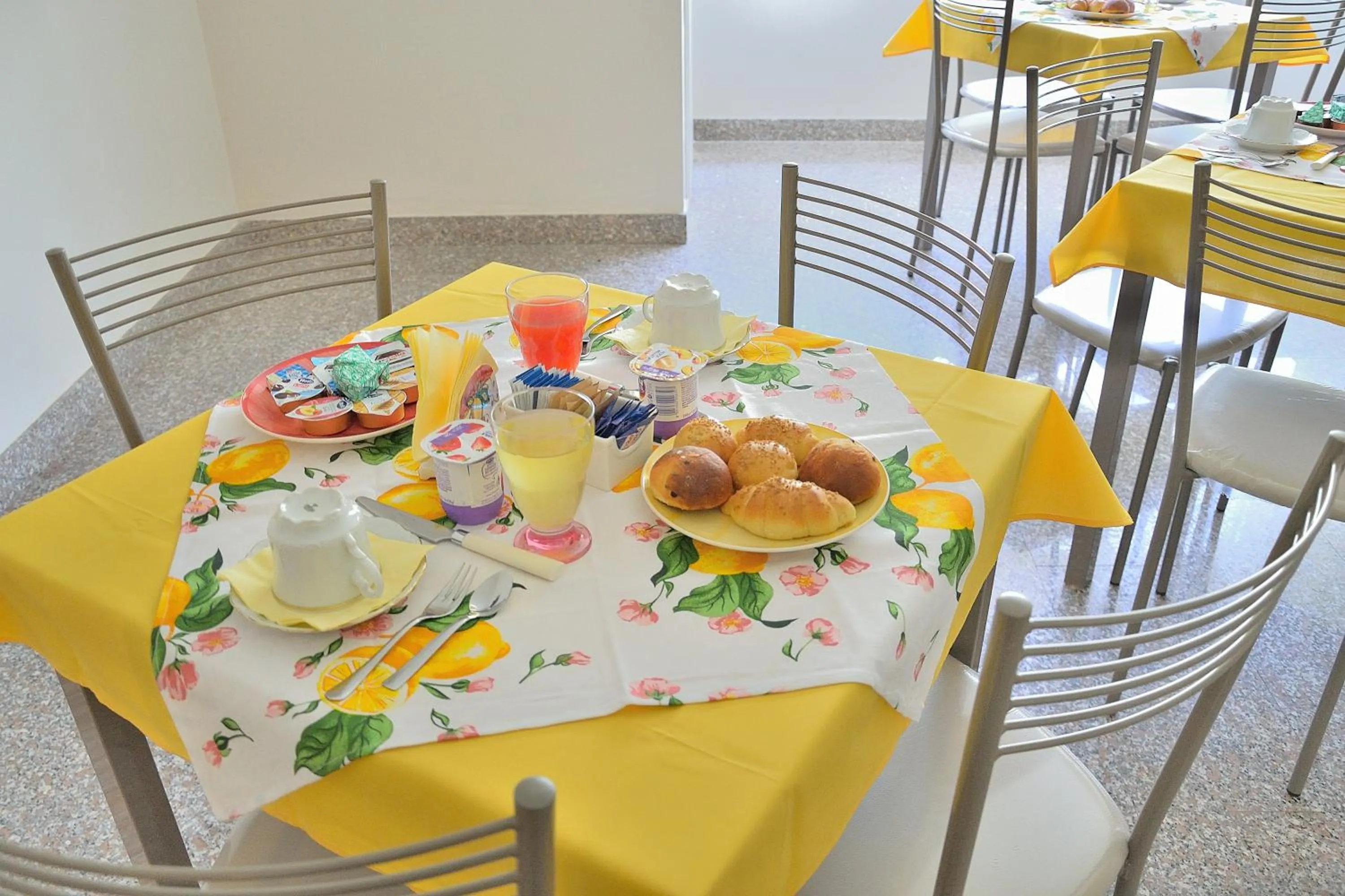 Breakfast in B&B Al Sole di Sicilia