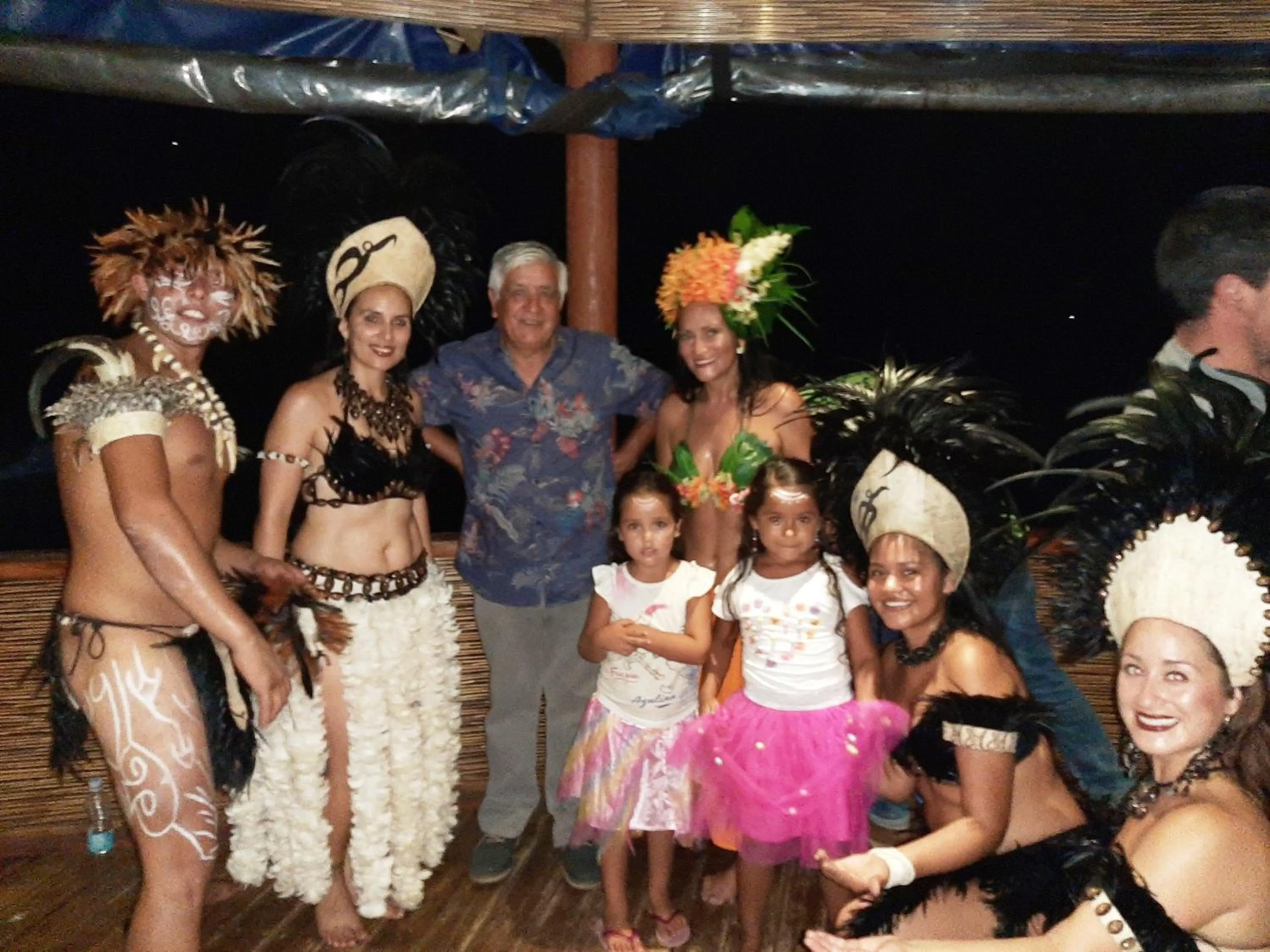 People in Cabañas Te Maori