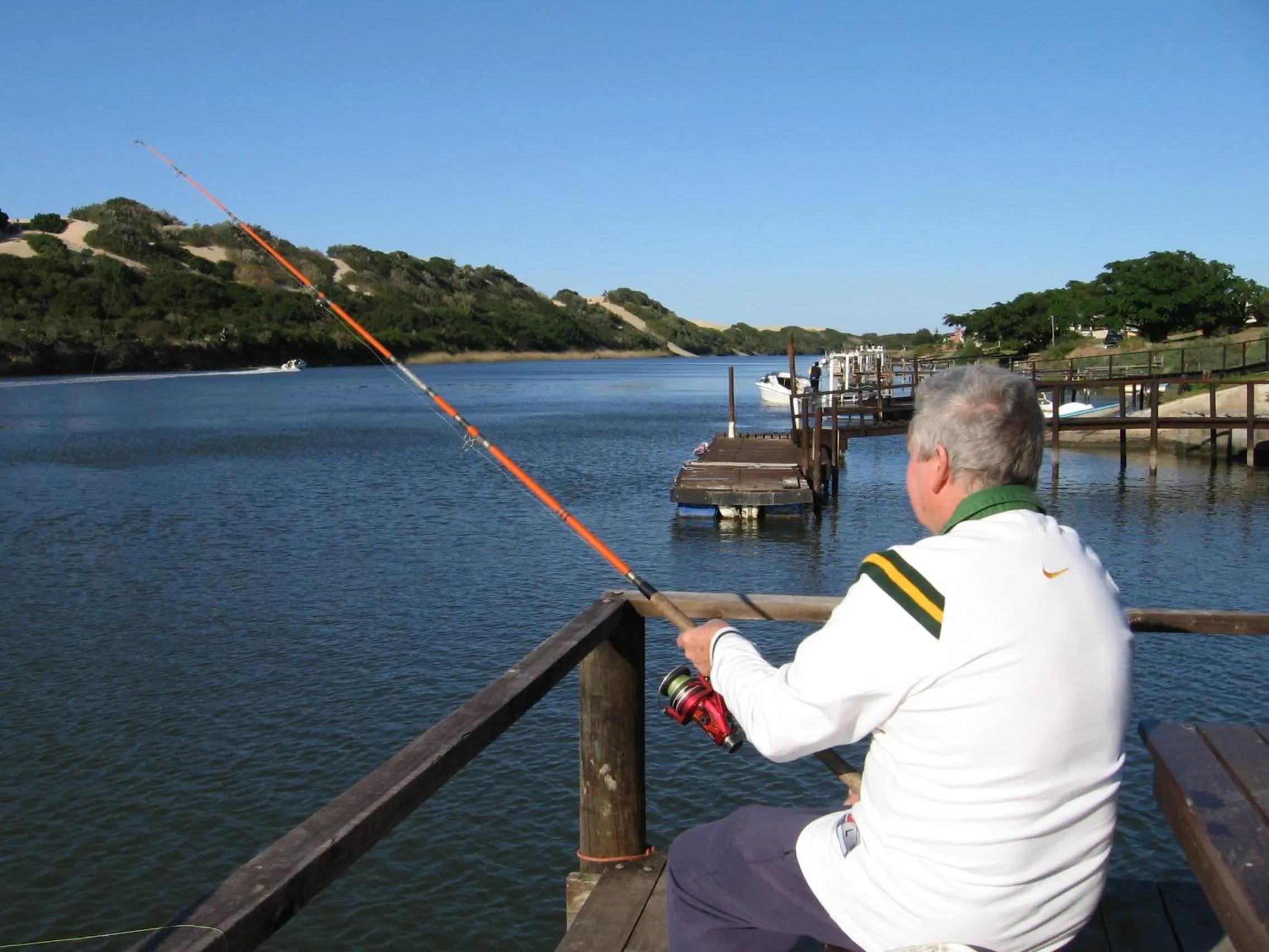 Property building in Dungbeetle River Lodge