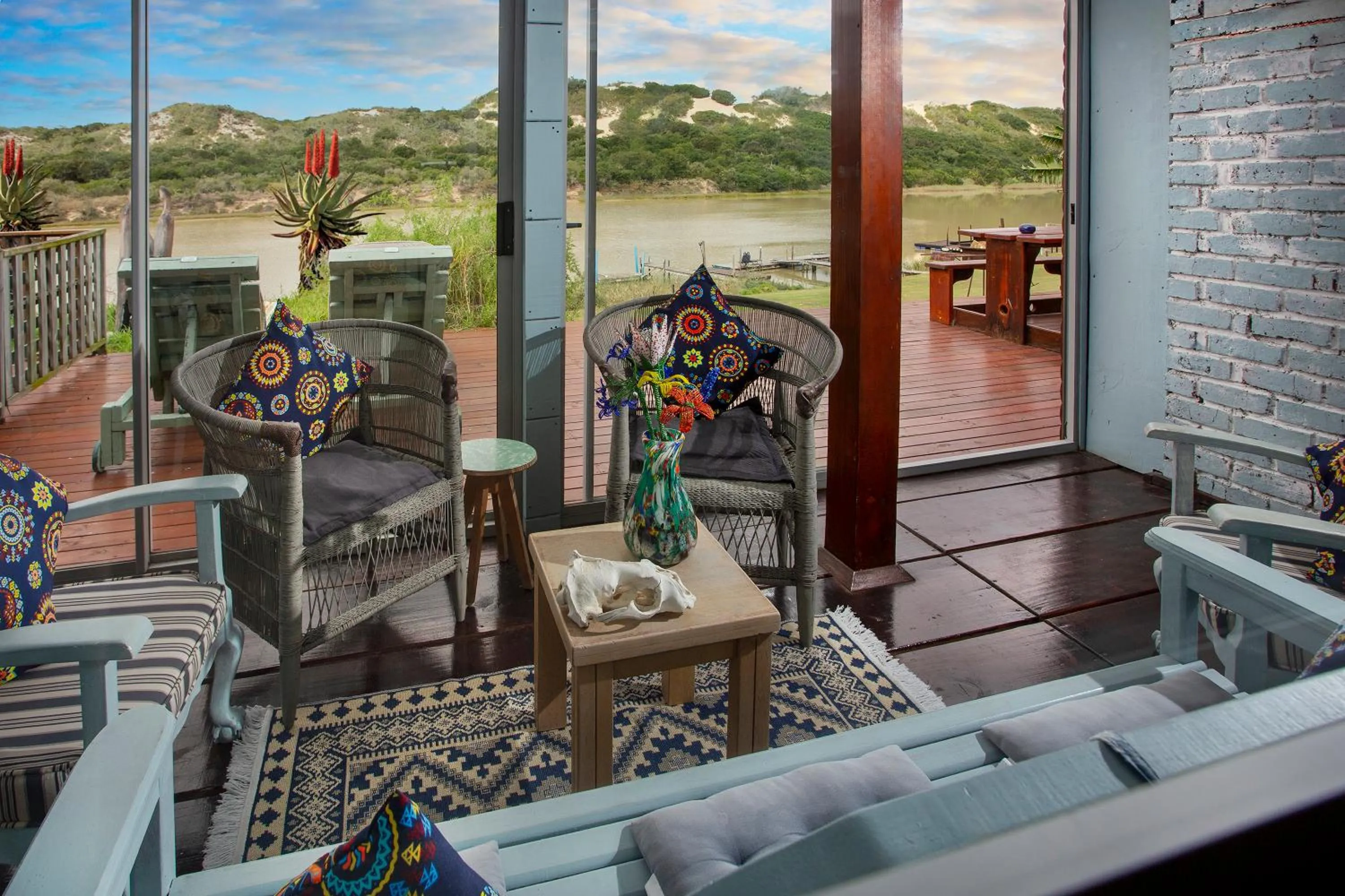 Dungbeetle River Lodge