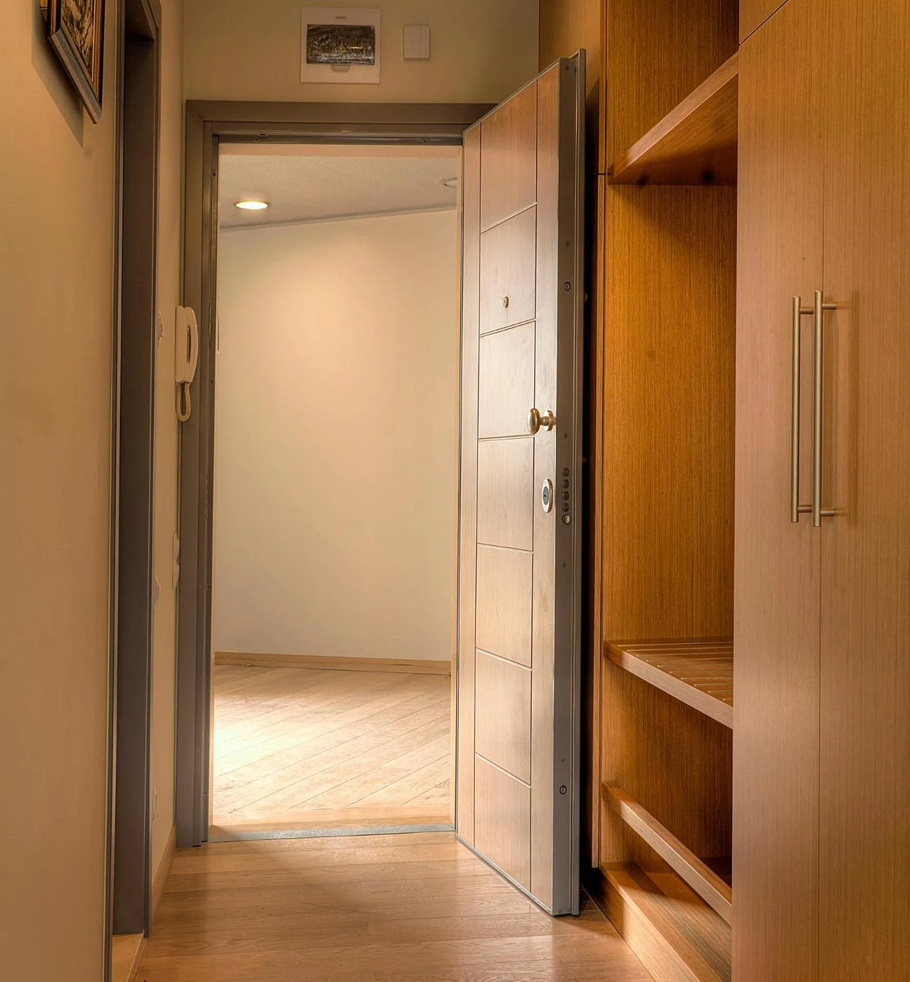 wardrobe in Euphoria Club Hotel