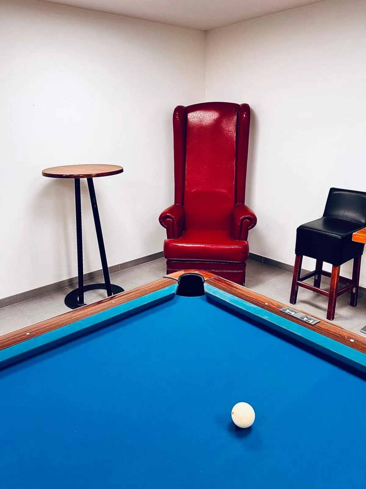 Billiard in Euphoria Club Hotel