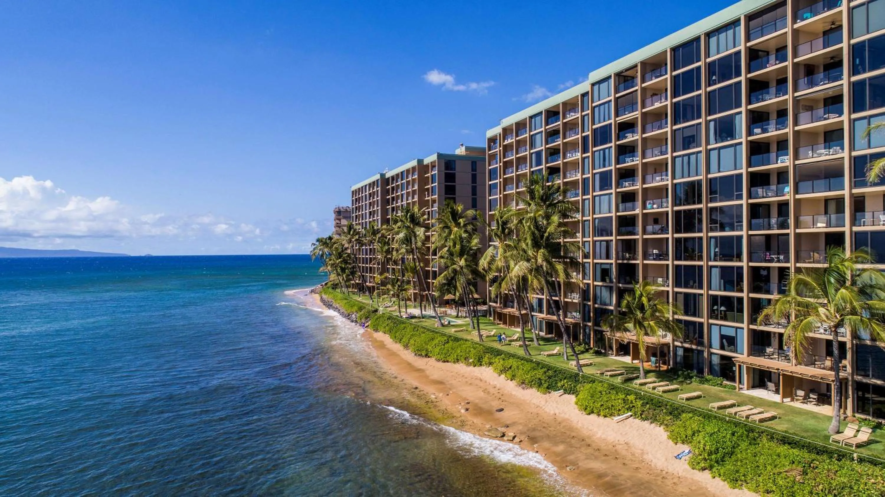 Property building in Aston Mahana at Kaanapali