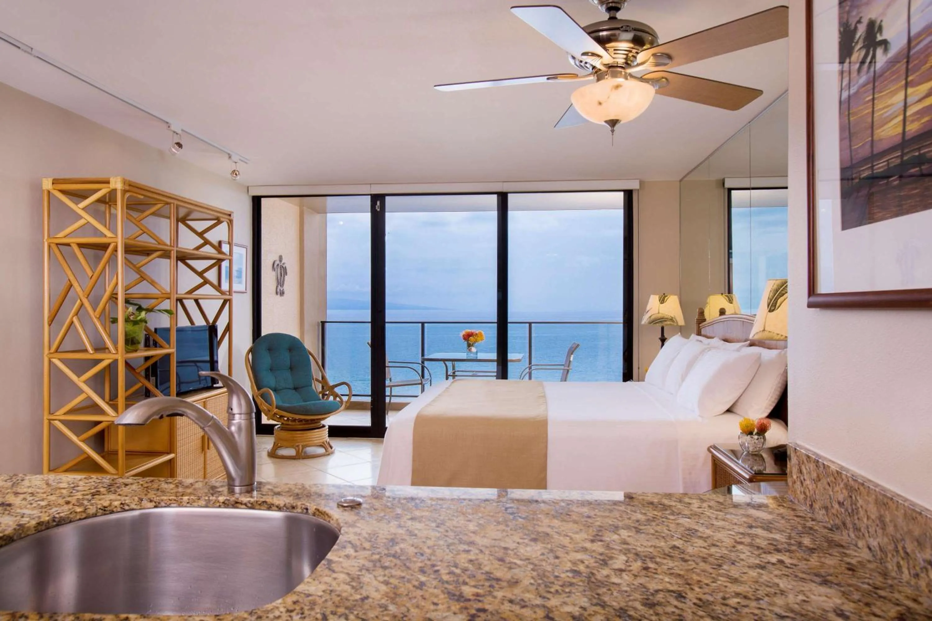 Bed in Aston Mahana at Kaanapali