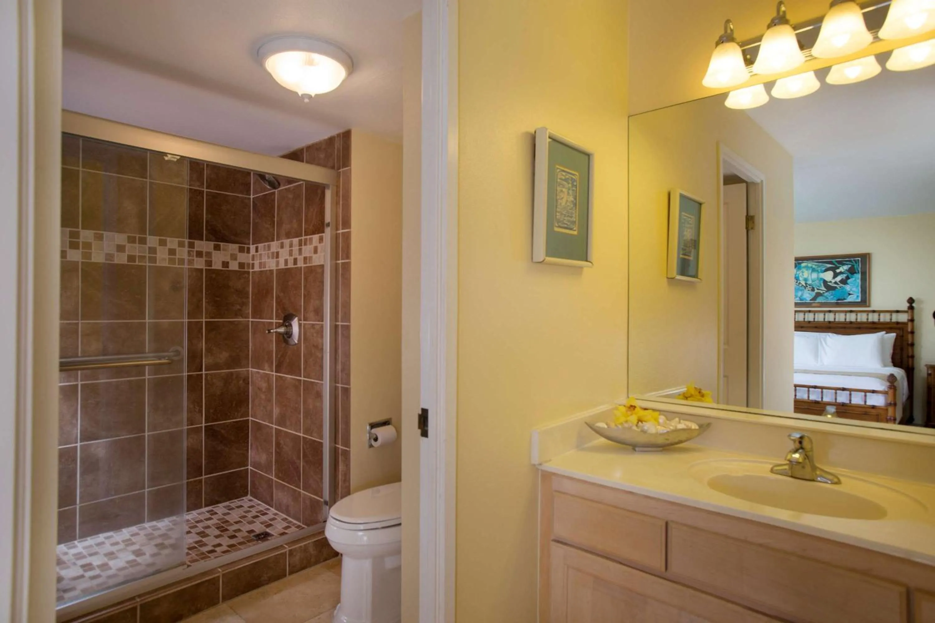 Bathroom in Aston Mahana at Kaanapali