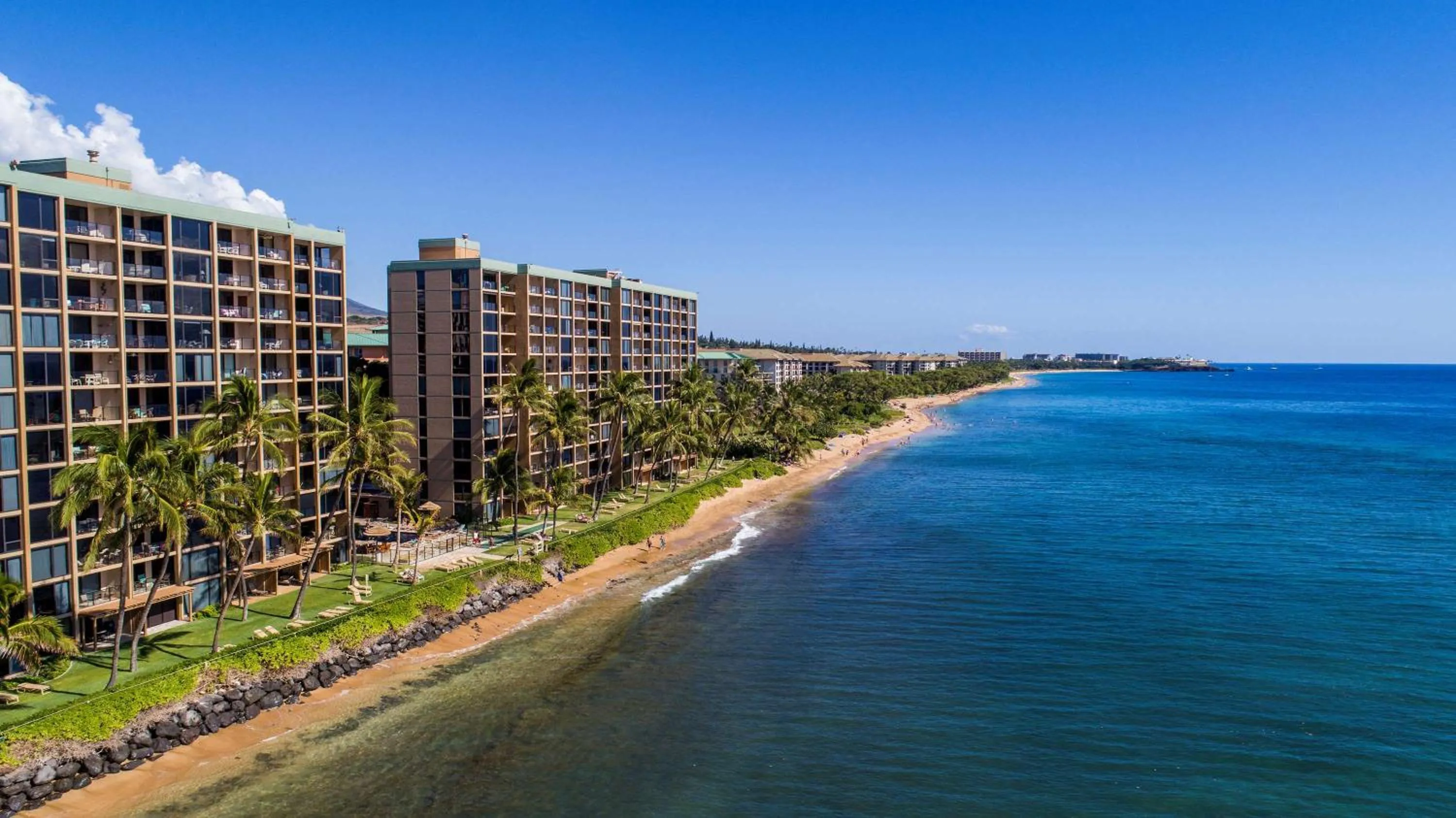 Property building in Aston Mahana at Kaanapali