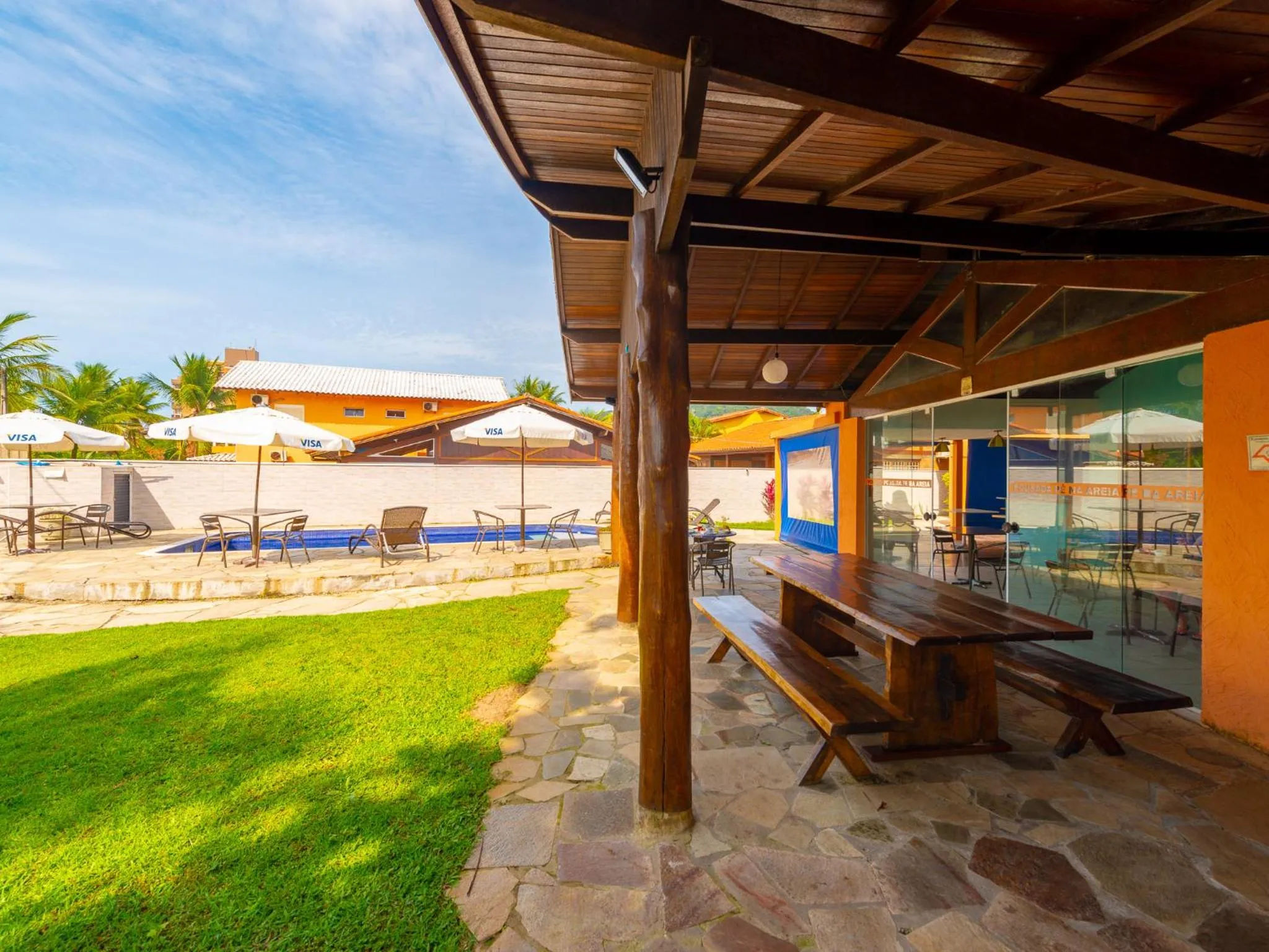 Swimming pool in Pousada Pé Na Areia