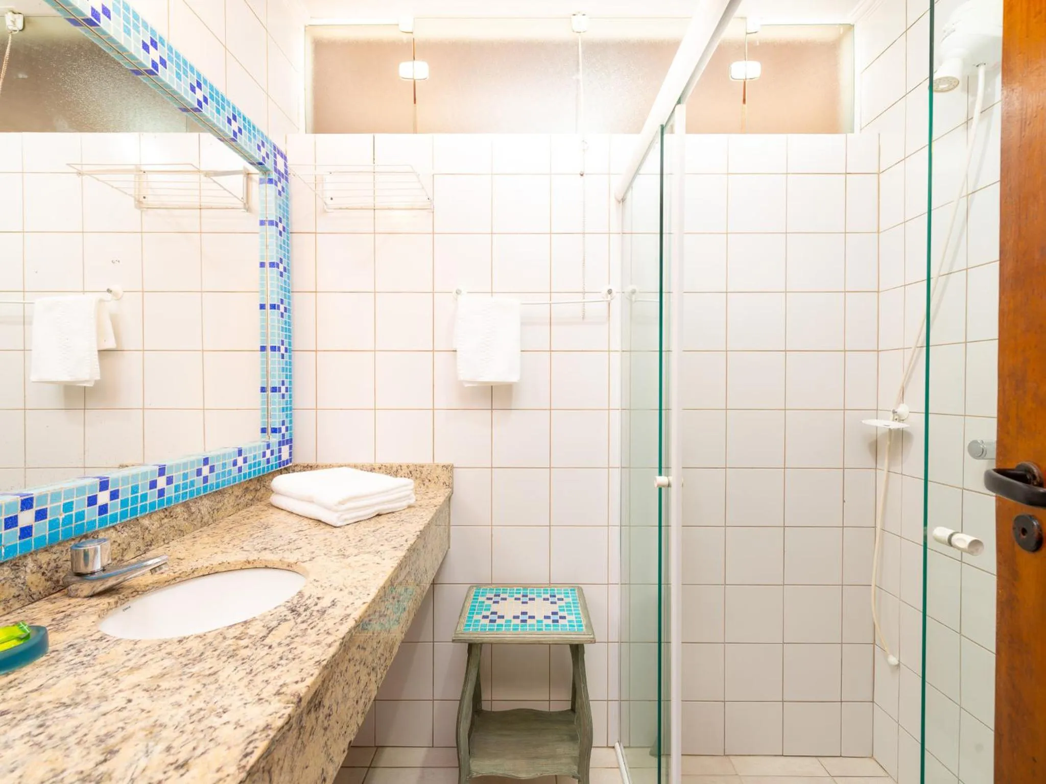 Bathroom in Pousada Pé Na Areia