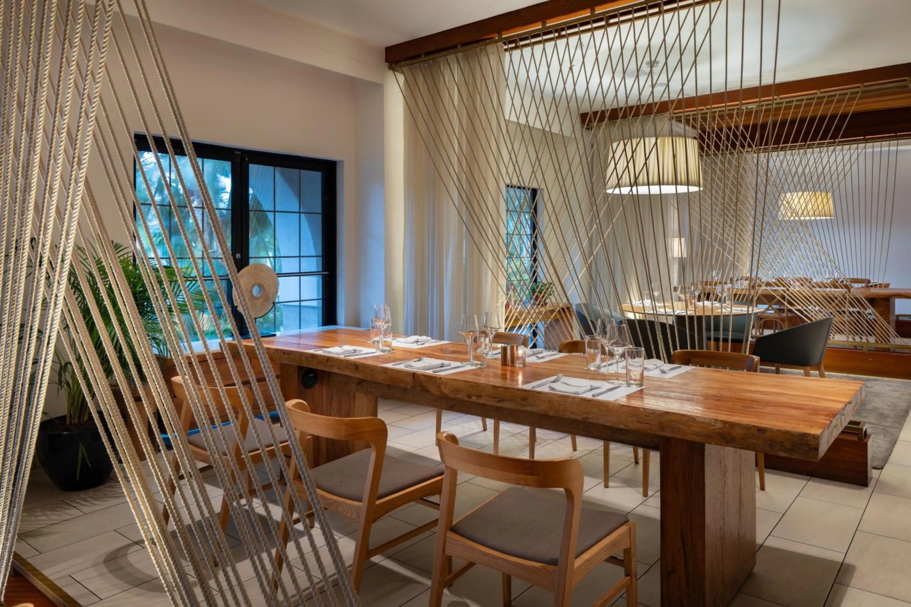 Restaurant/places to eat in Grand Cayman Marriott Resort