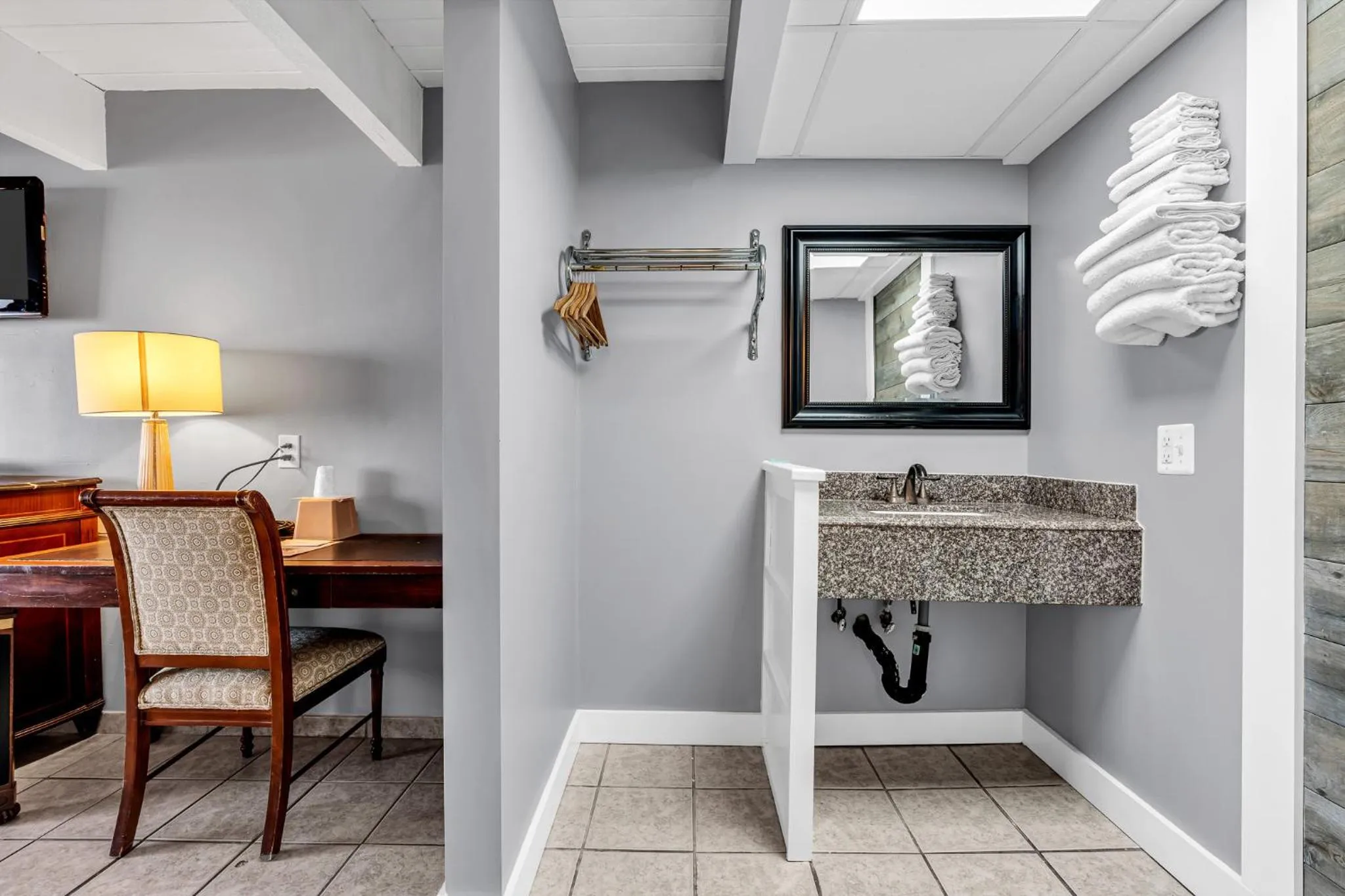 Living room in Aztec Ocean Resort