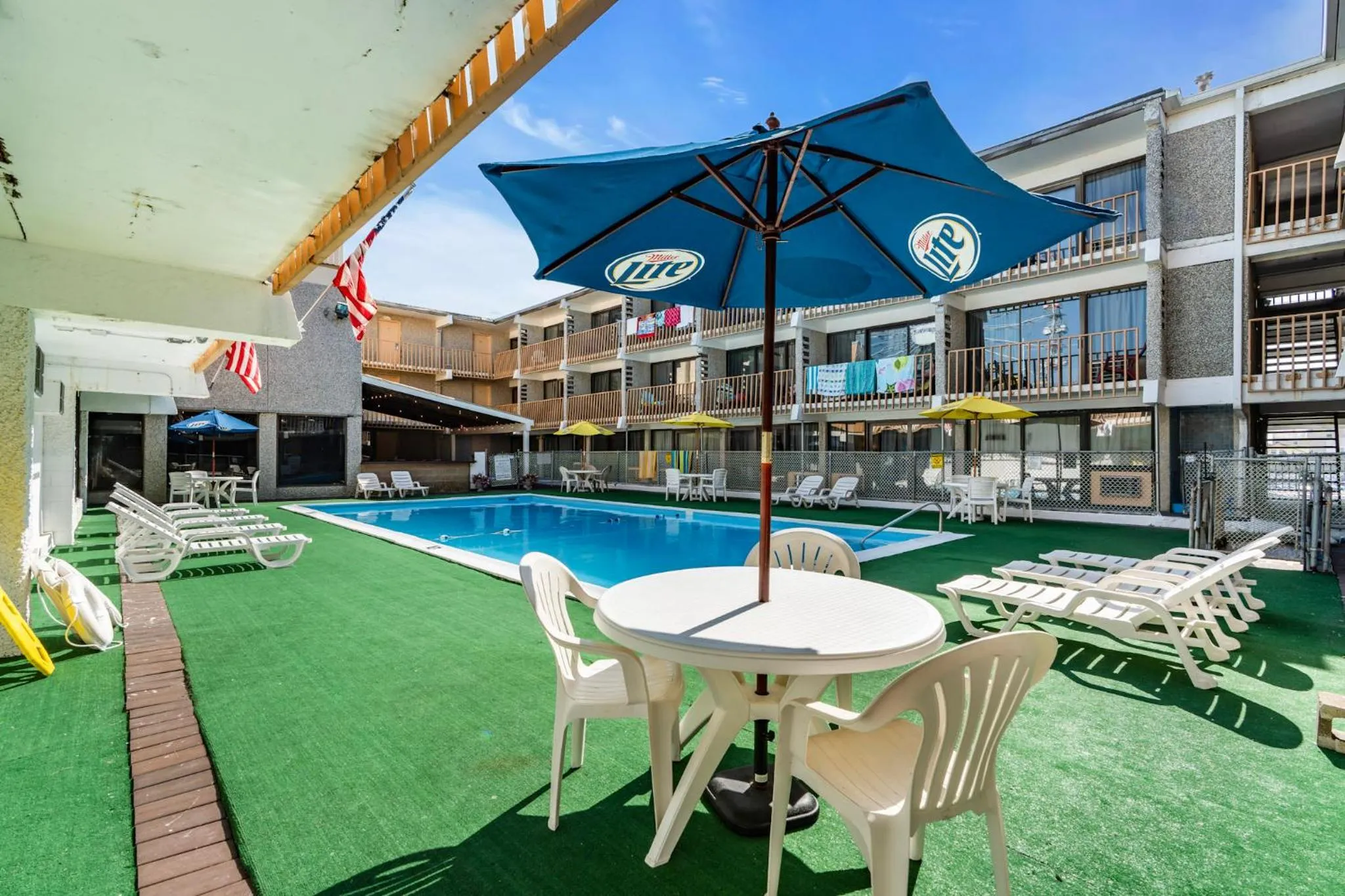 Day in Aztec Ocean Resort