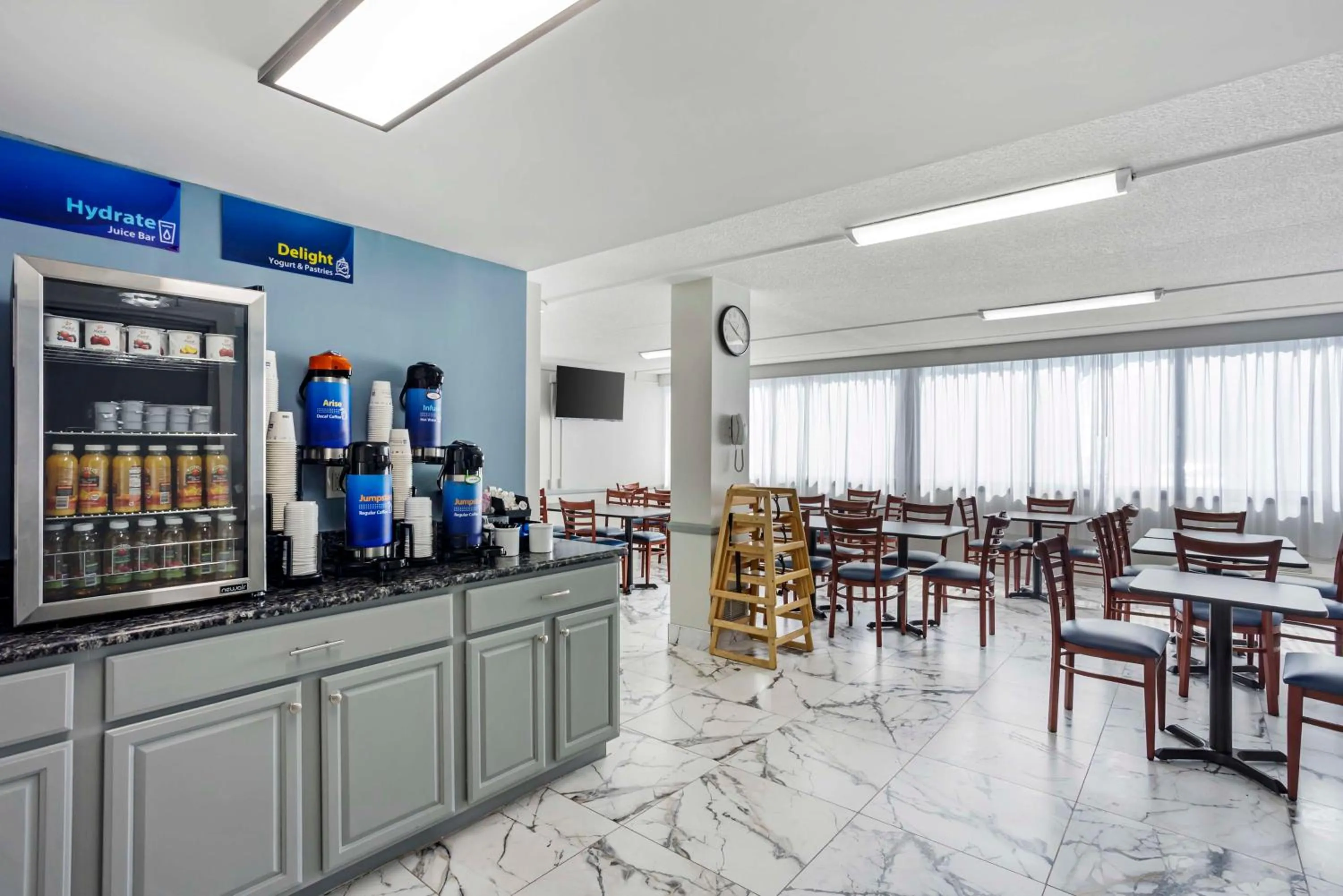 Breakfast in Best Western Rutgers University Hotel