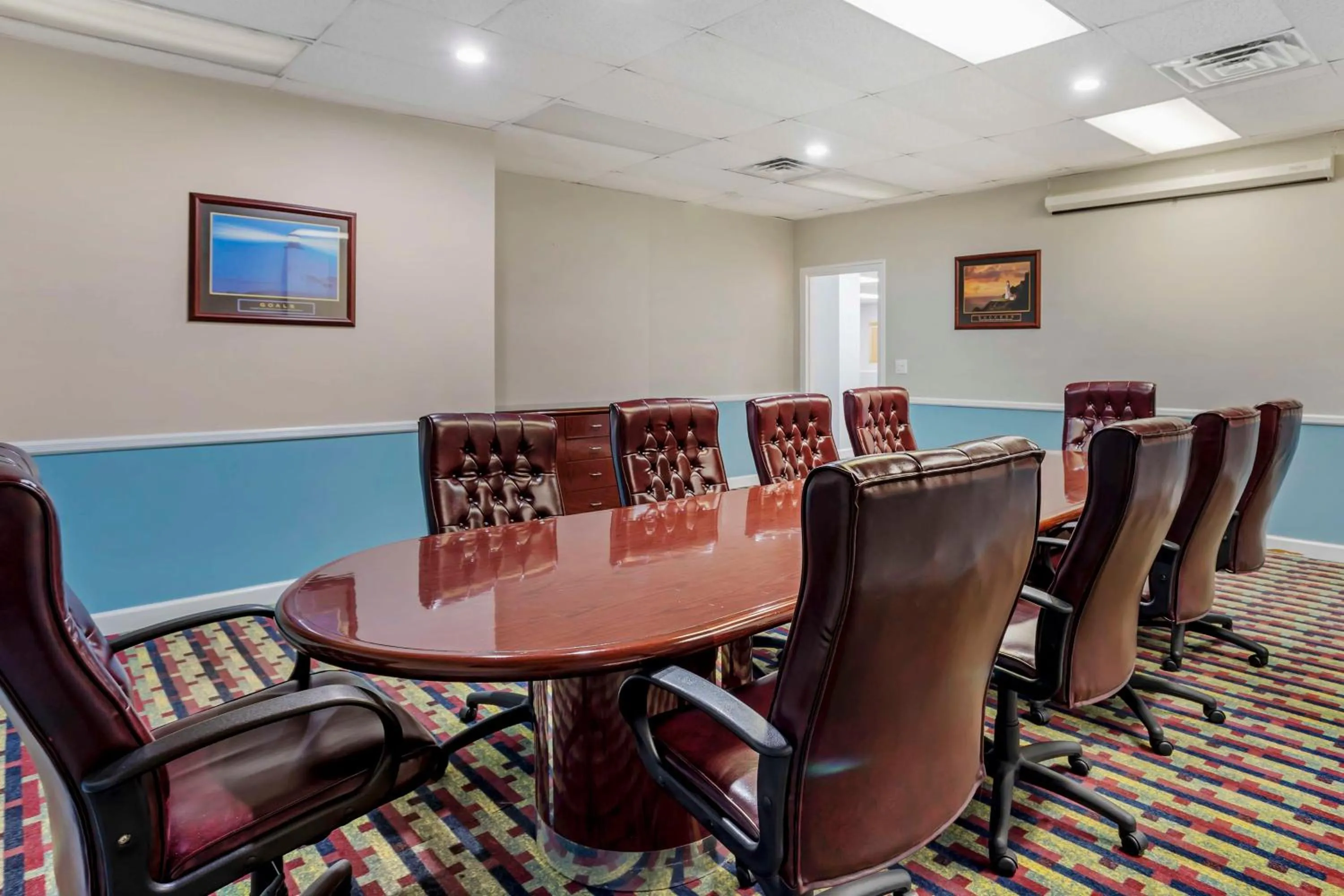 Meeting/conference room in Best Western Rutgers University Hotel
