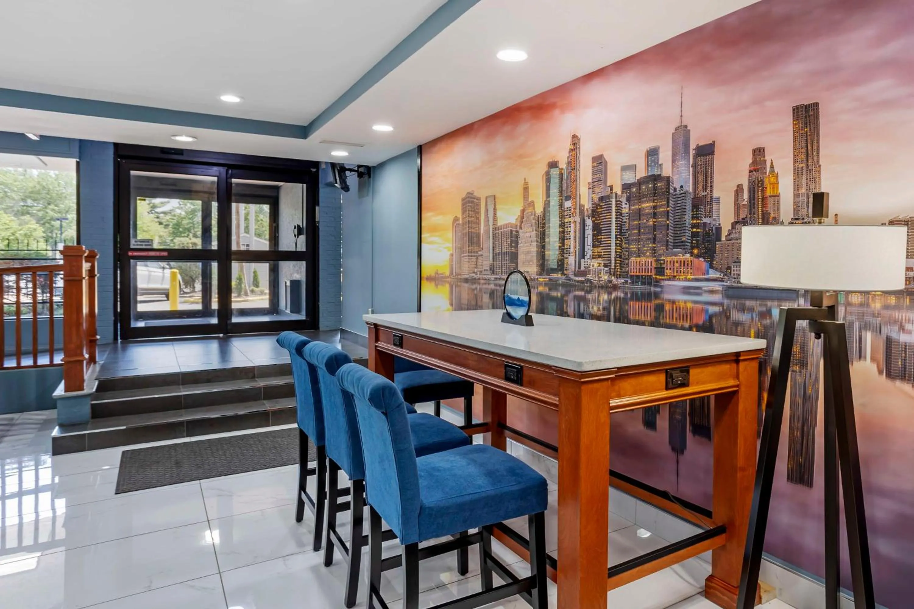 Lobby or reception in Best Western Rutgers University Hotel