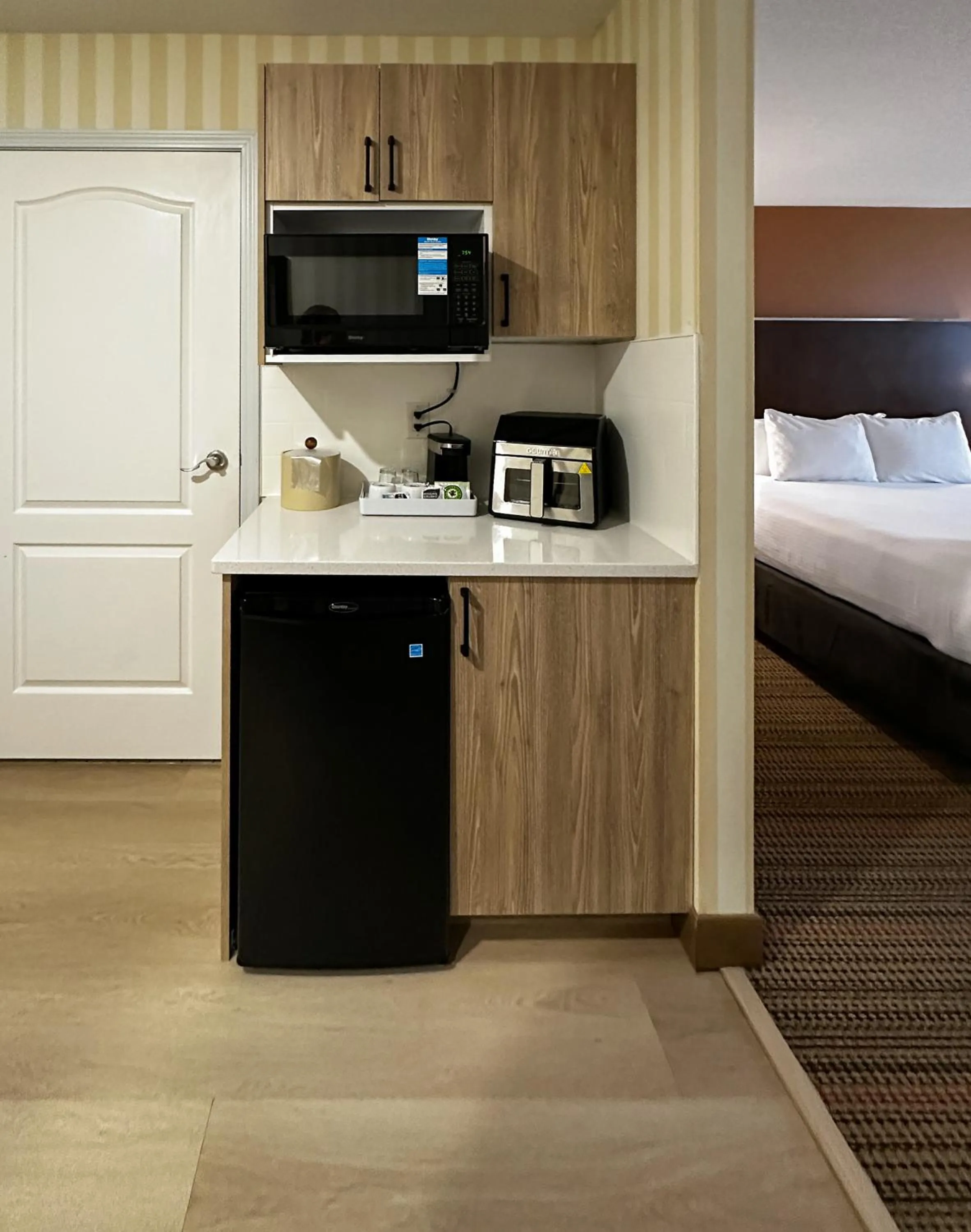 Bed in Prestige Prince George Lodge