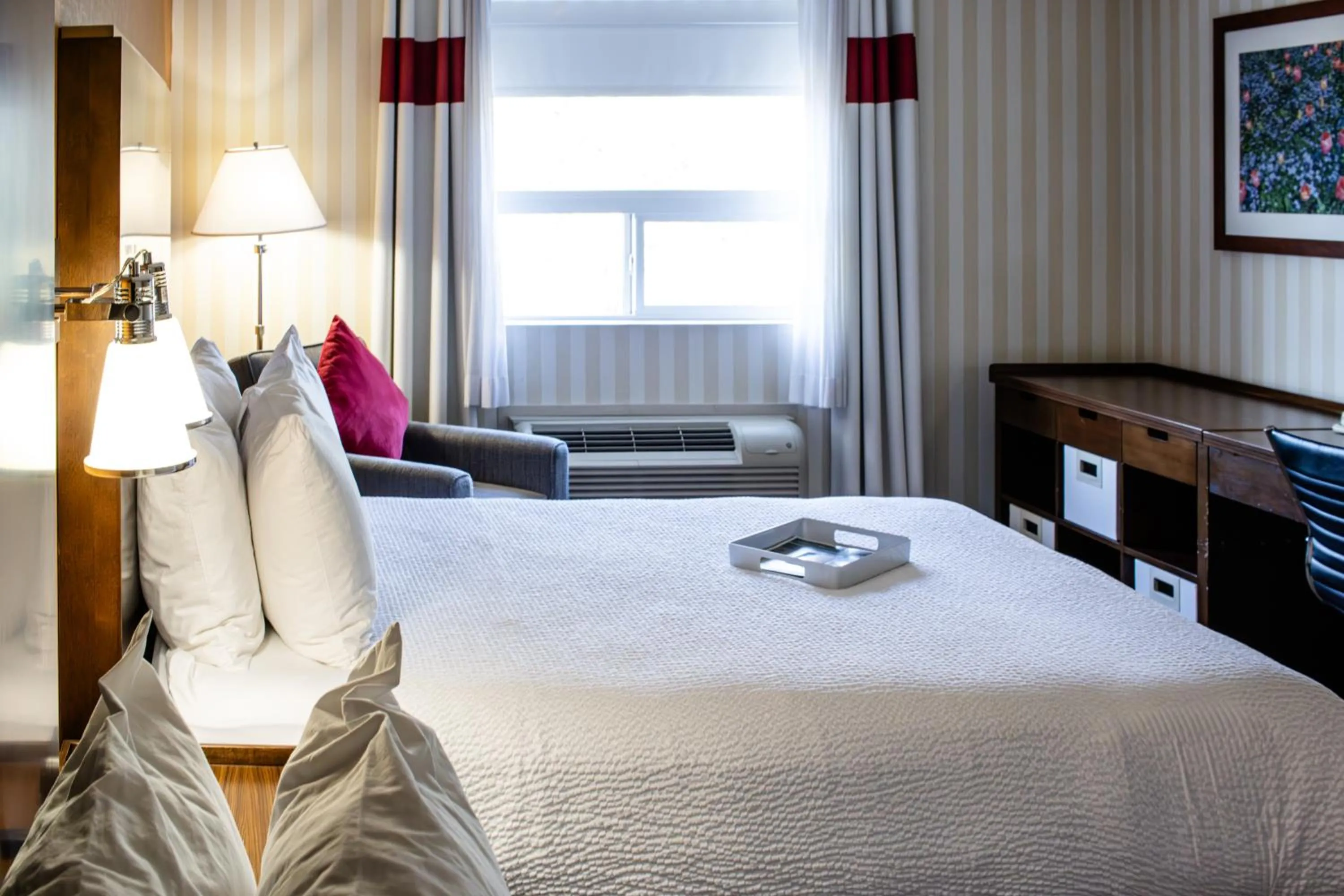 Bed in Prestige Prince George Lodge