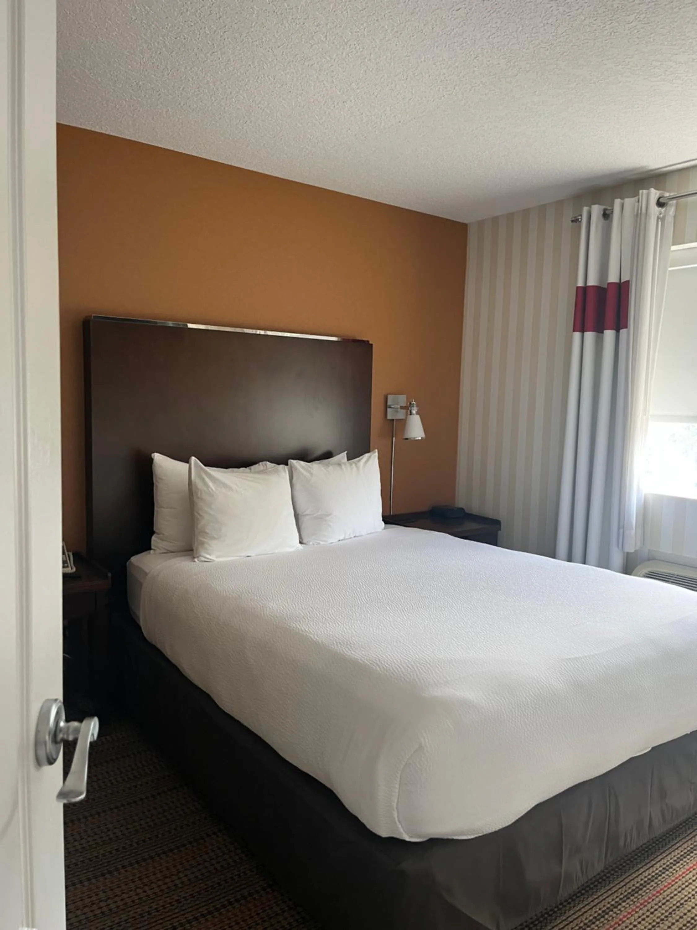 Bed in Prestige Prince George Lodge