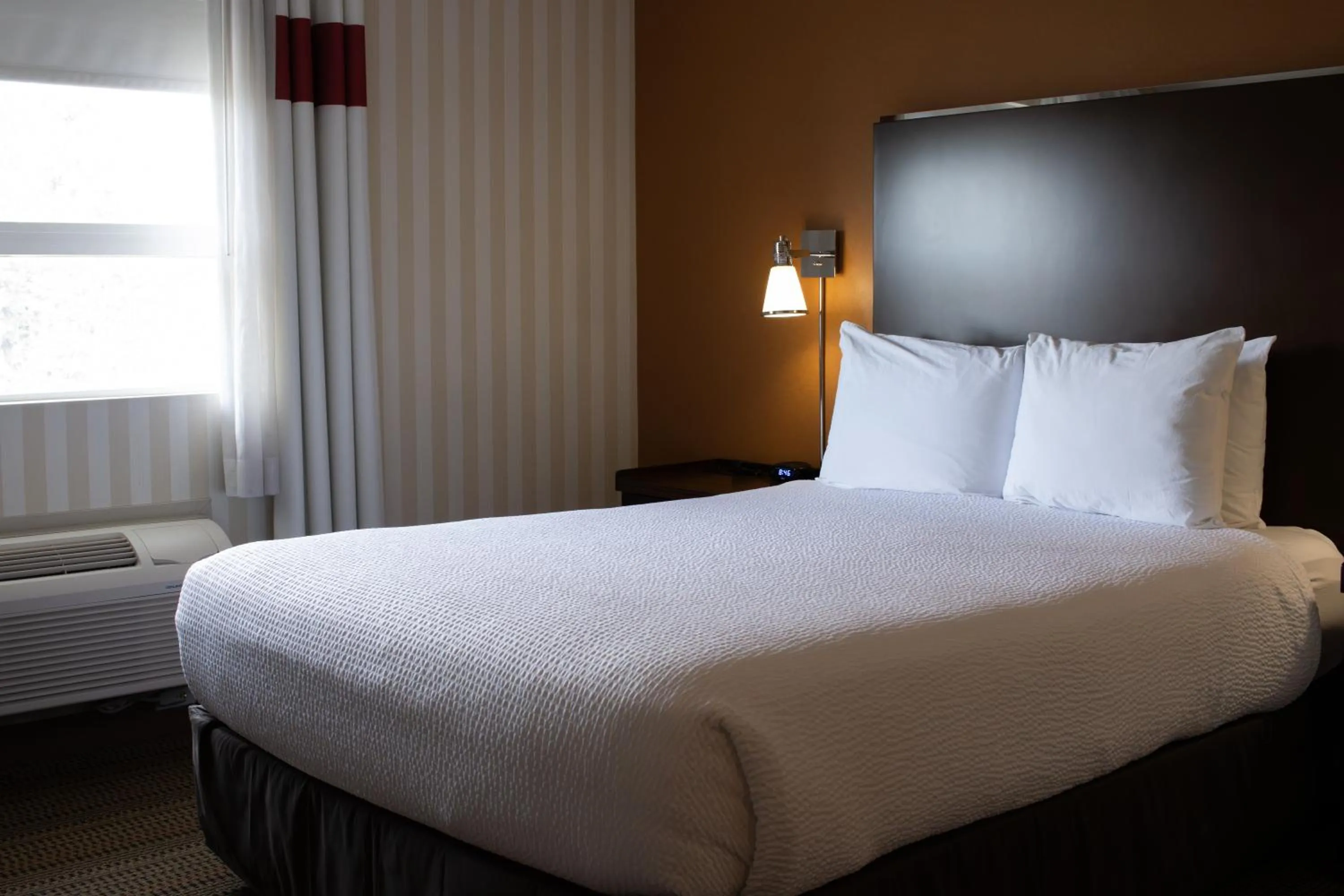 Bed in Prestige Prince George Lodge