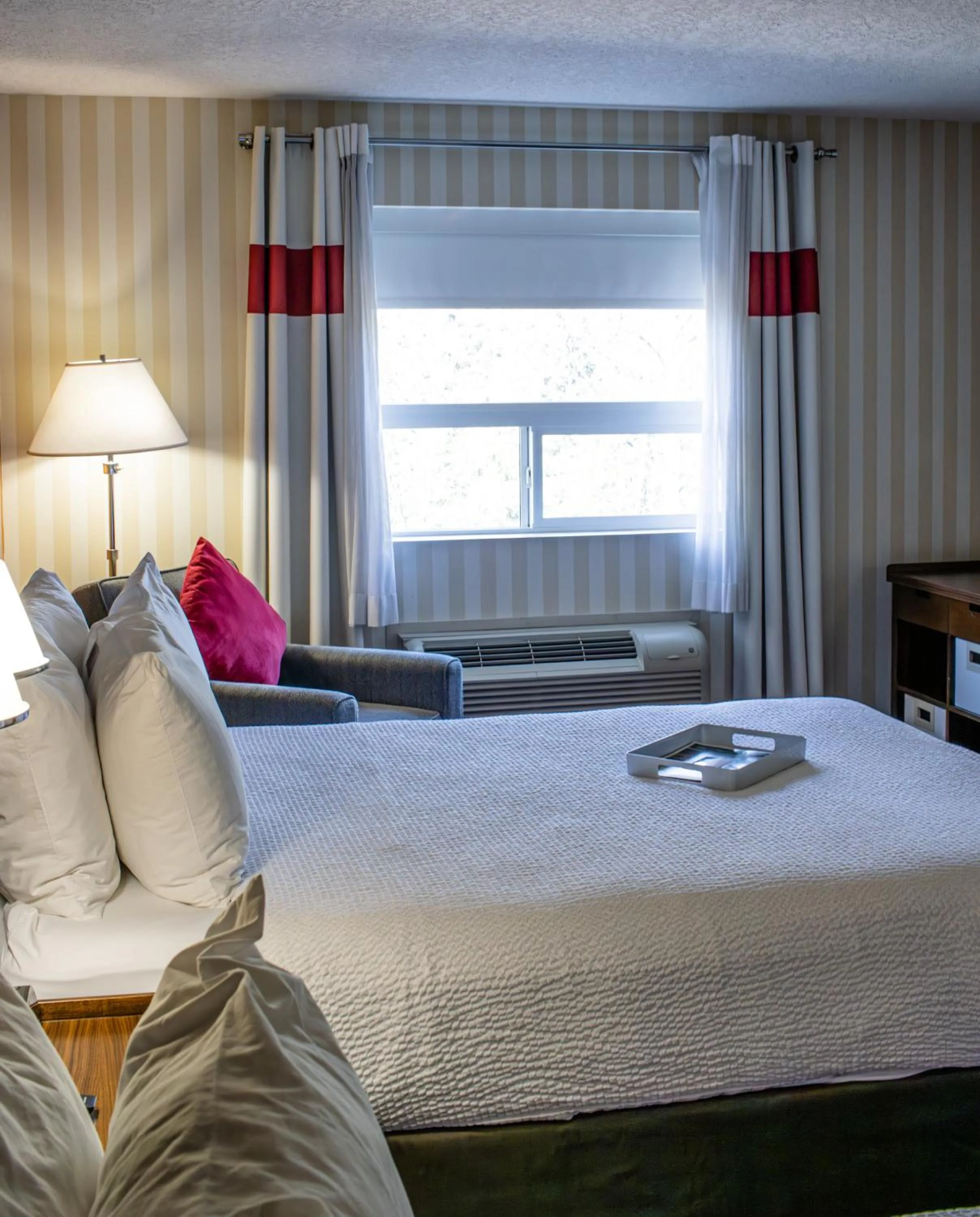 Bed in Prestige Prince George Lodge