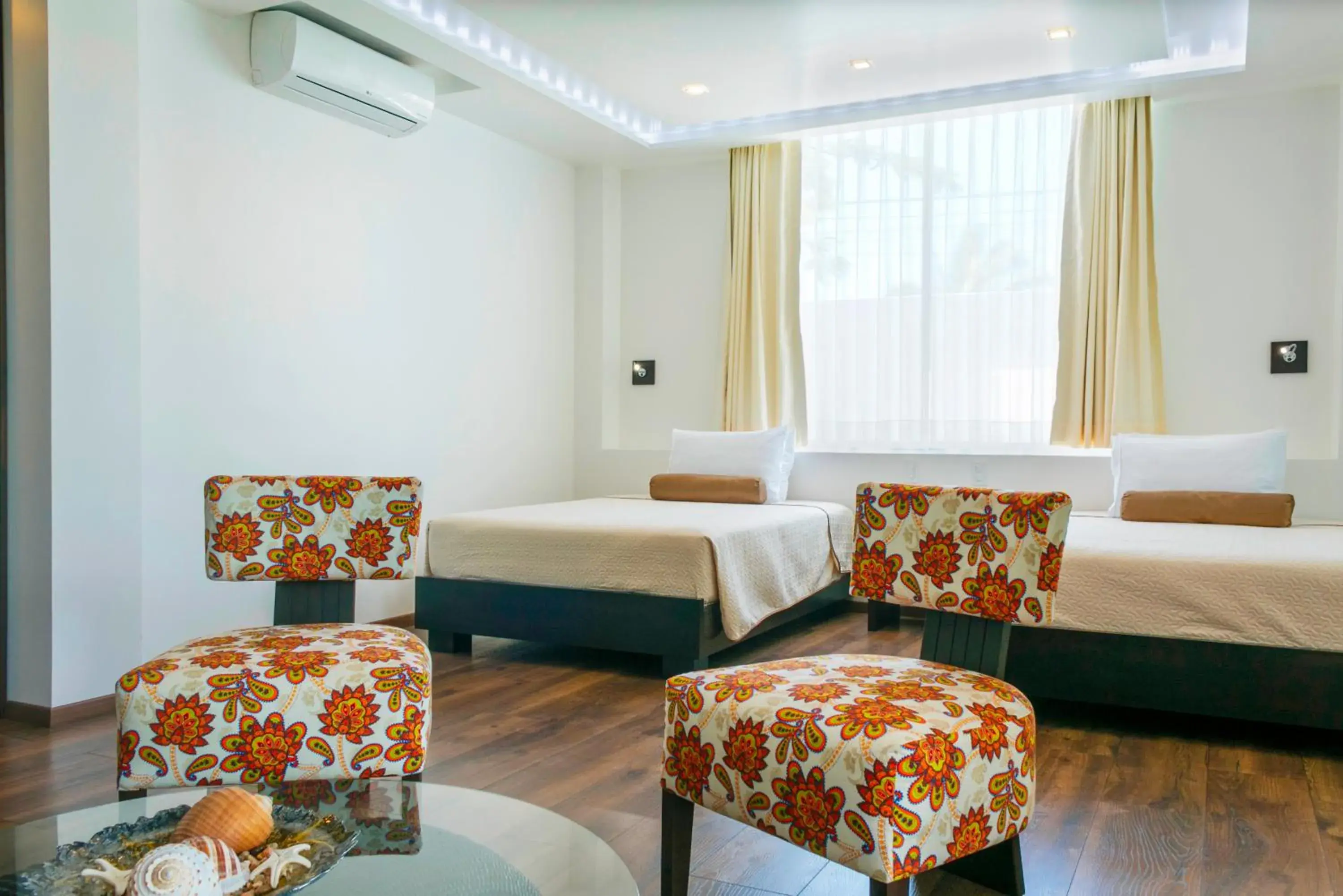 Superior Double or Twin Room - single occupancy in Ikala Galapagos Hotel Superior Double or Twin Room - single occupancy in Ikala Galapagos Hotel