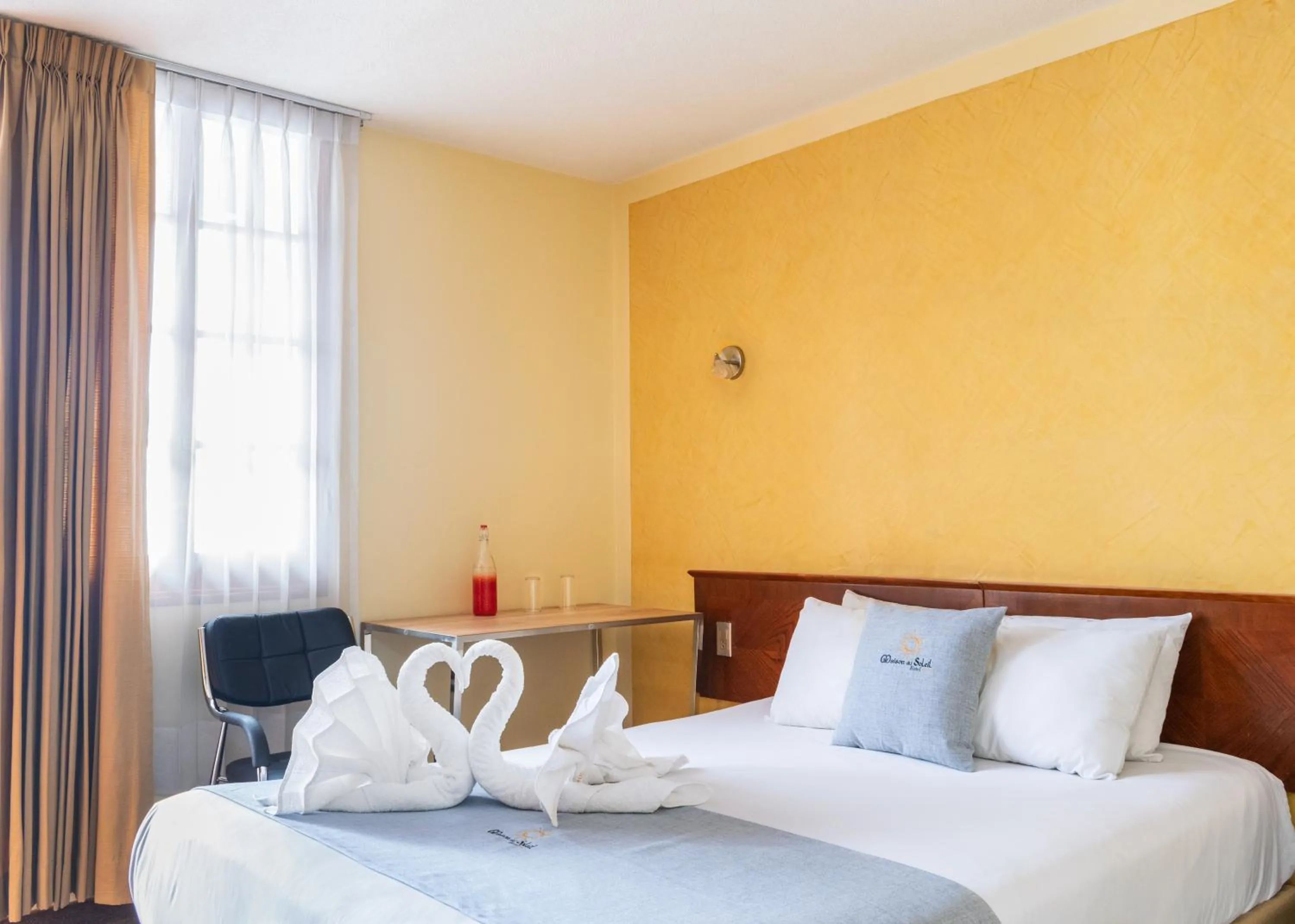 Photo of the whole room, Bed in Hotel Maison Du Solei