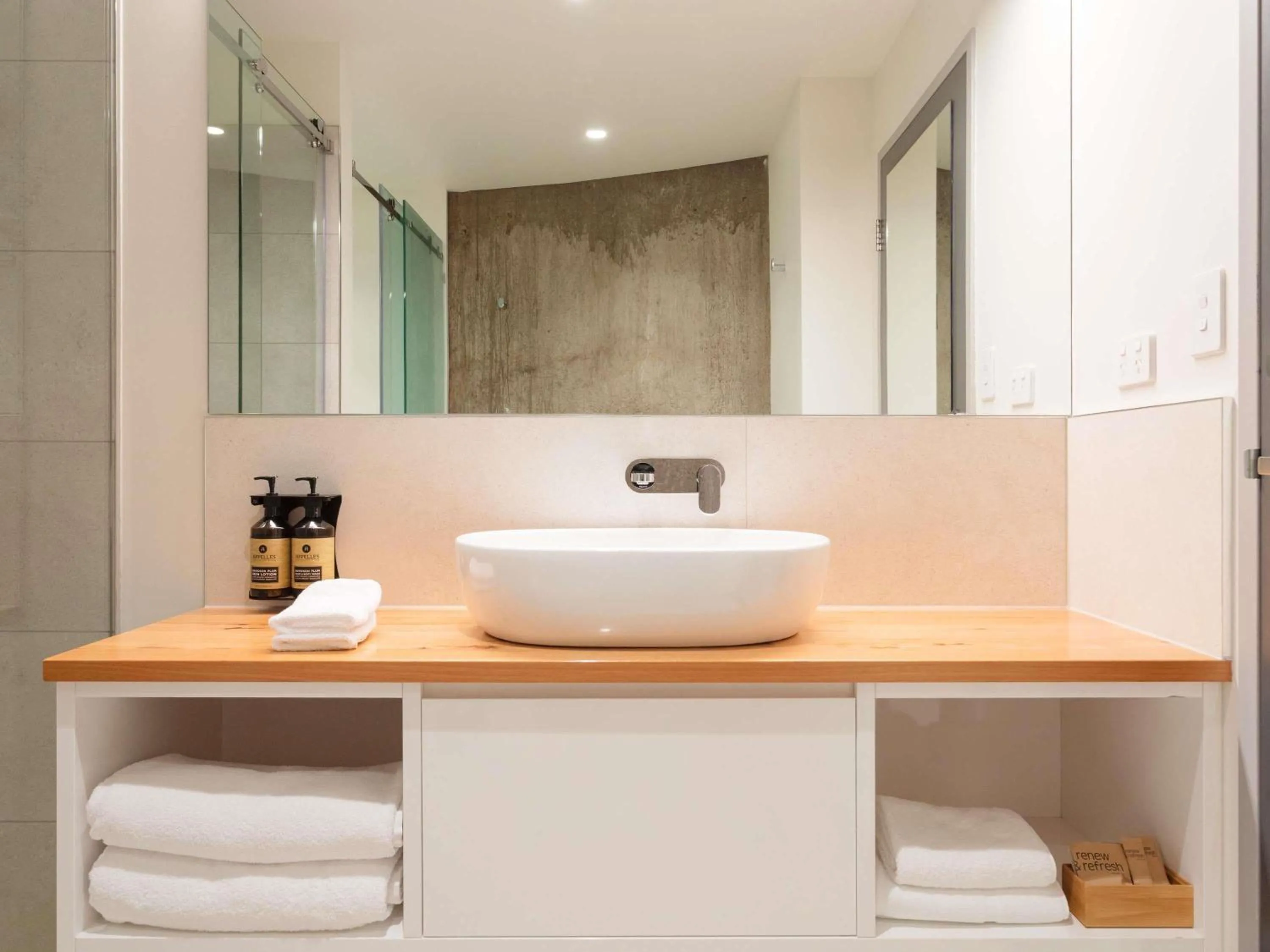 Bedroom in Peppers Silo Launceston