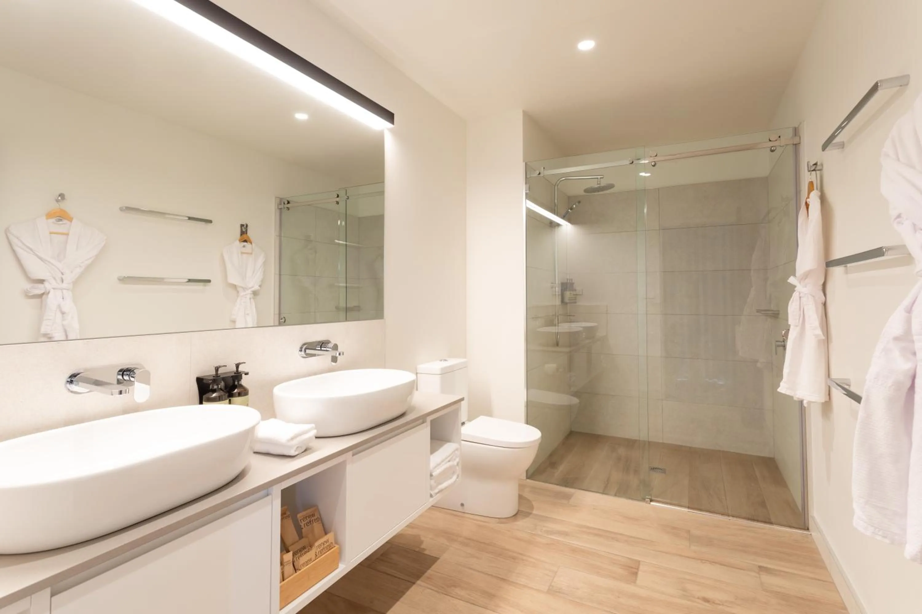 Bathroom in Peppers Silo Launceston